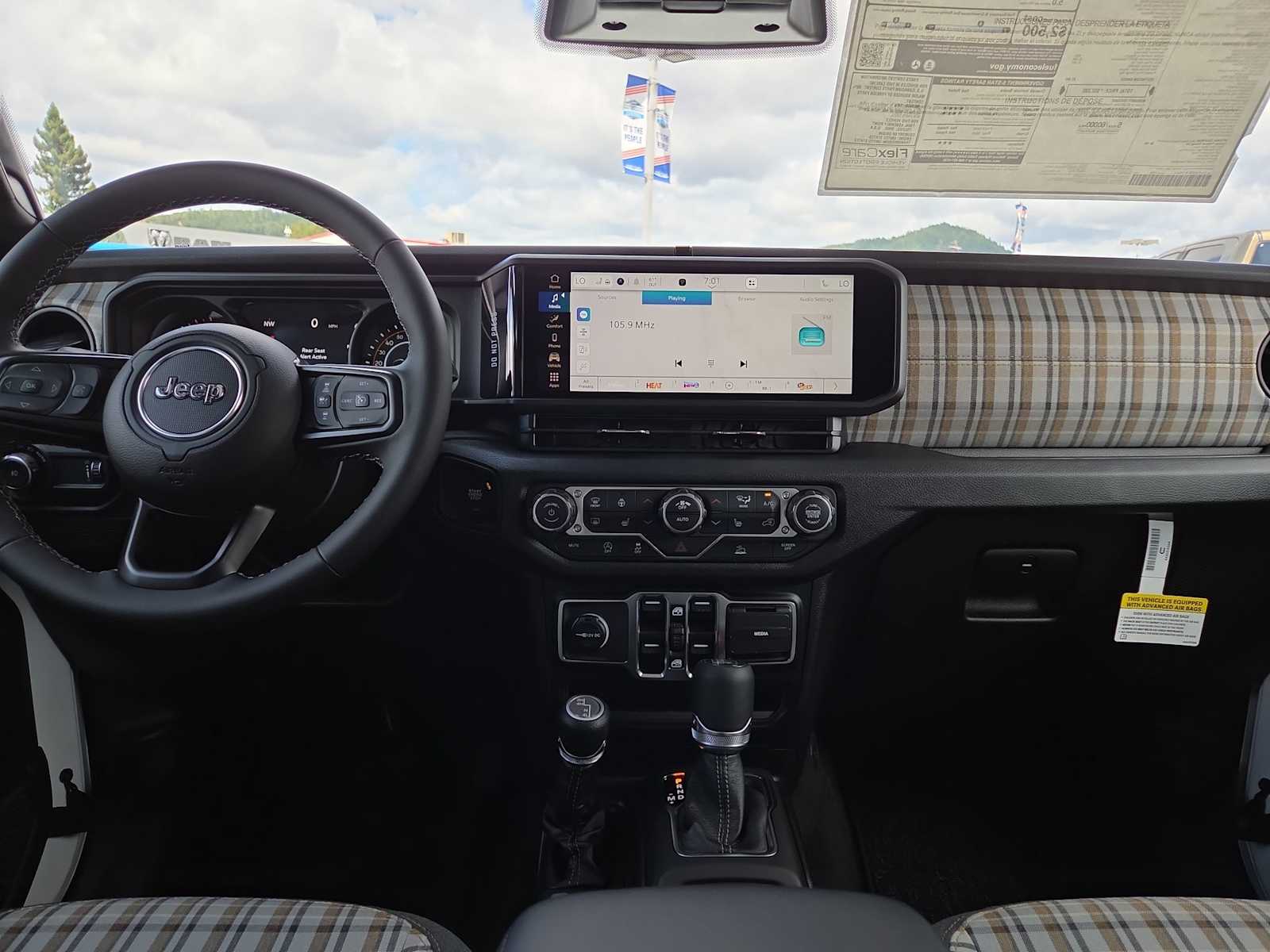 Thumbnail: 2026 Jeep Wrangler - 18