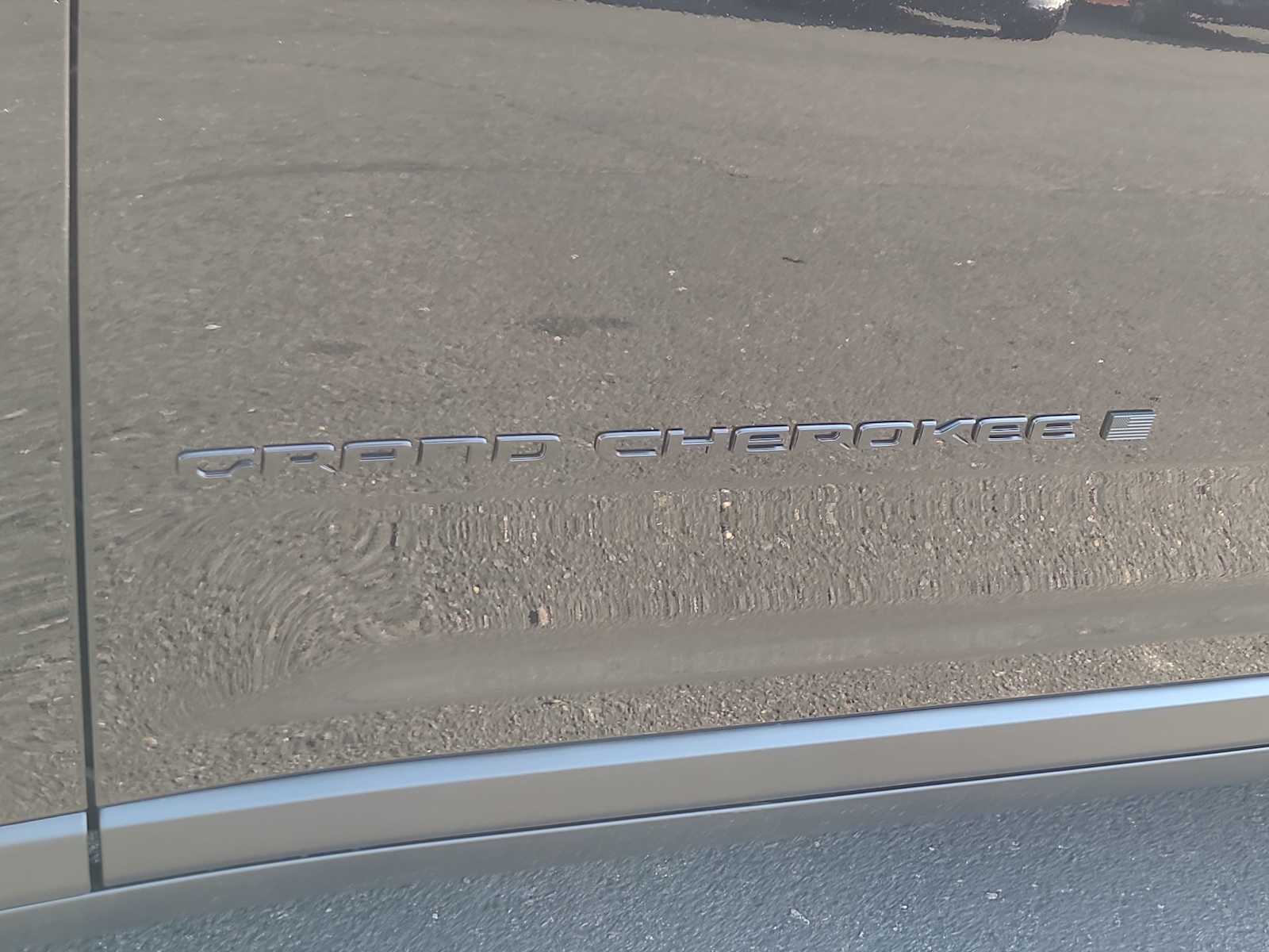 Thumbnail: 2025 Jeep Grand Cherokee - 15