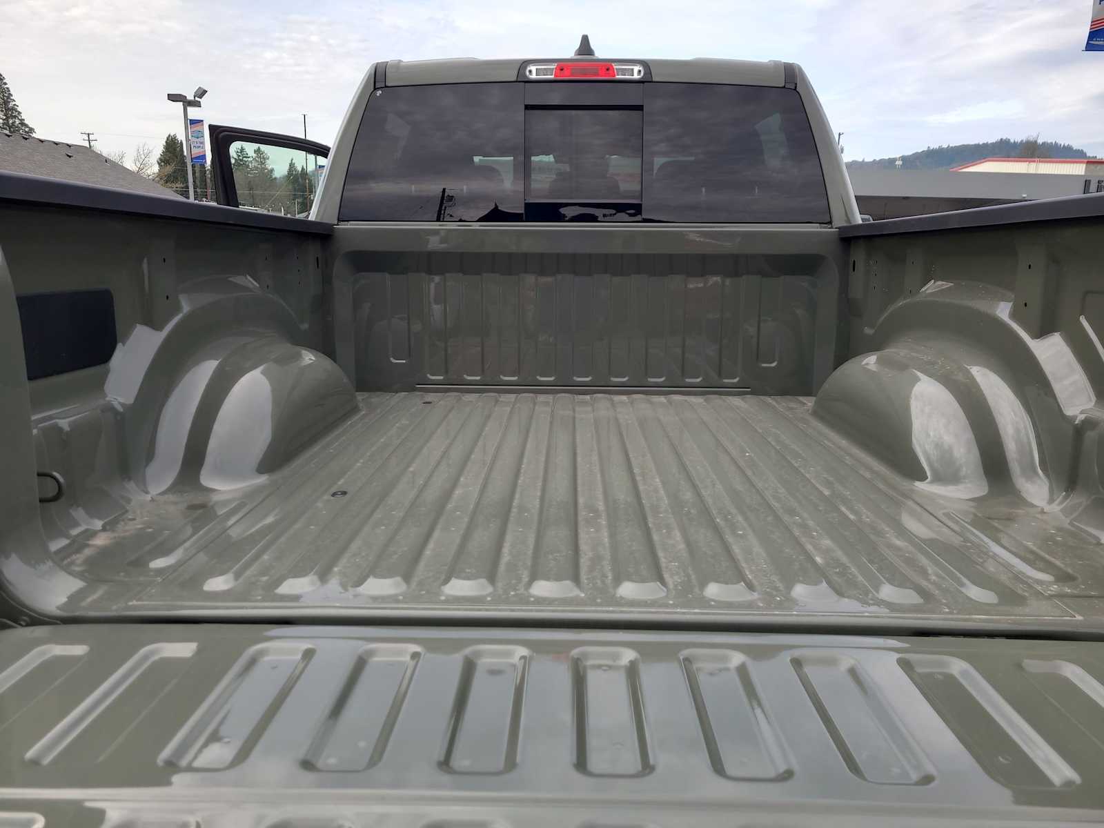 Thumbnail: 2026 RAM 1500 - 27