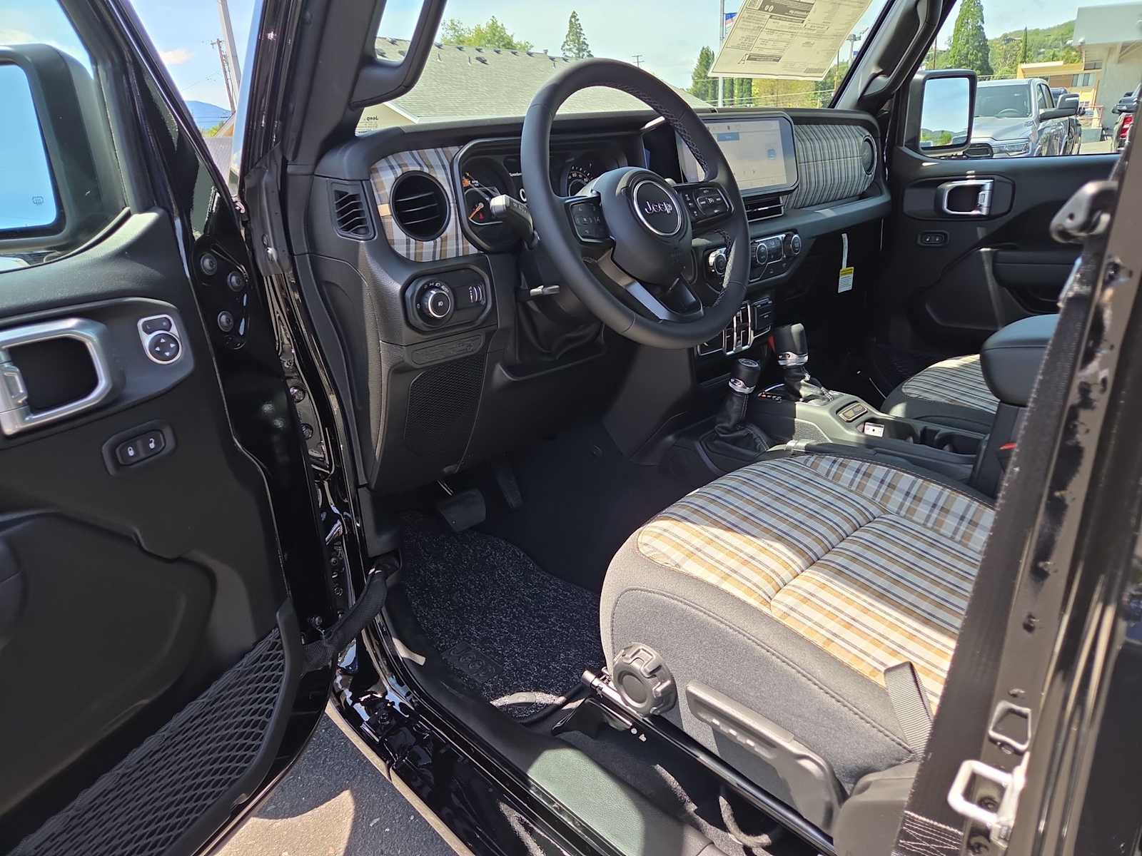 Thumbnail: 2026 Jeep Wrangler - 10