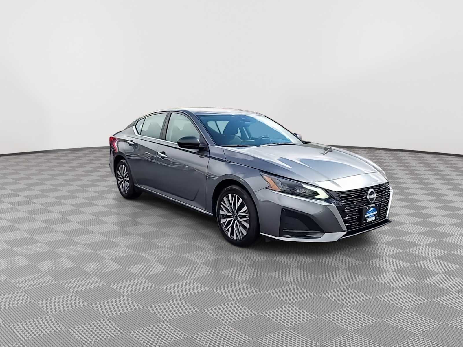 Thumbnail: 2025 Nissan Altima - 2