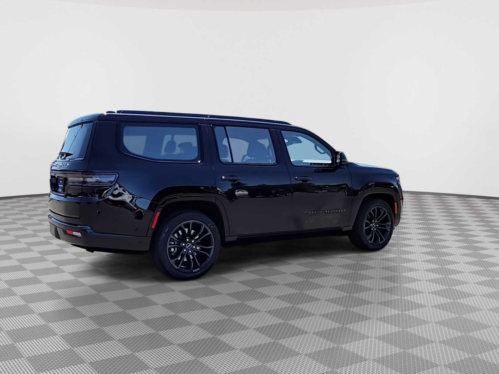 Thumbnail: 2024 Jeep Grand Wagoneer - 8