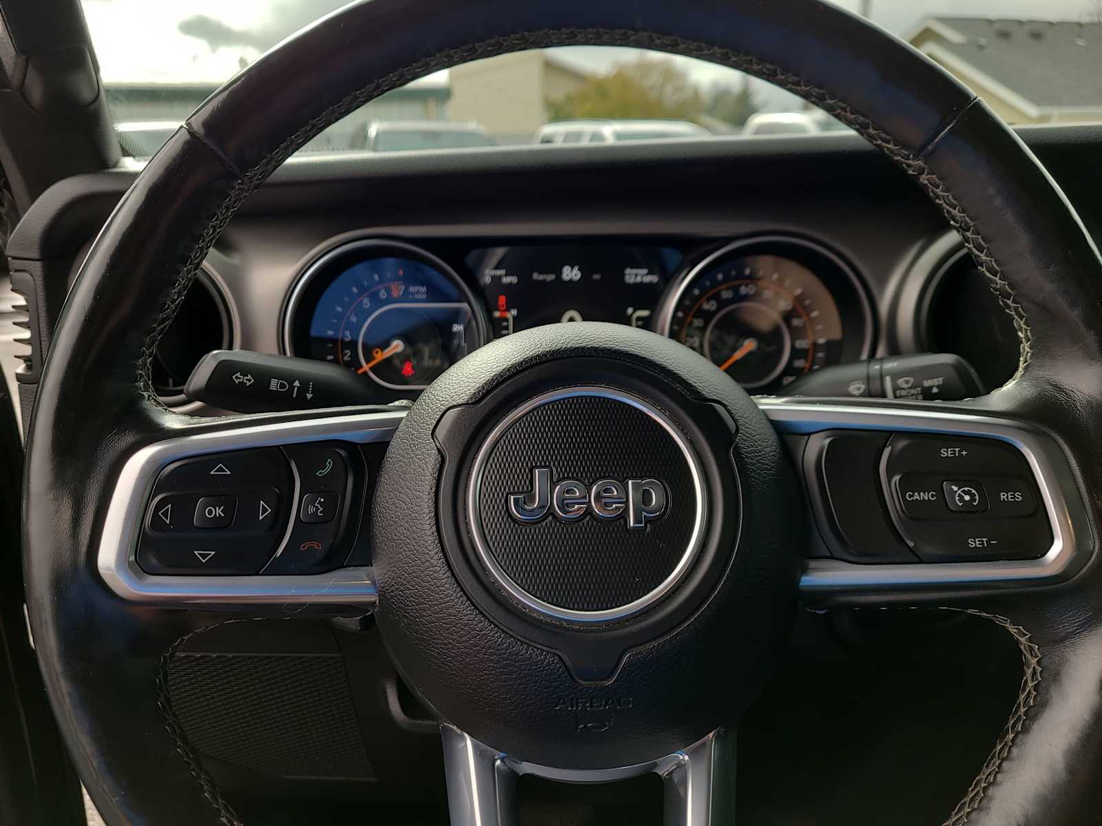 Thumbnail: 2020 Jeep Gladiator - 23