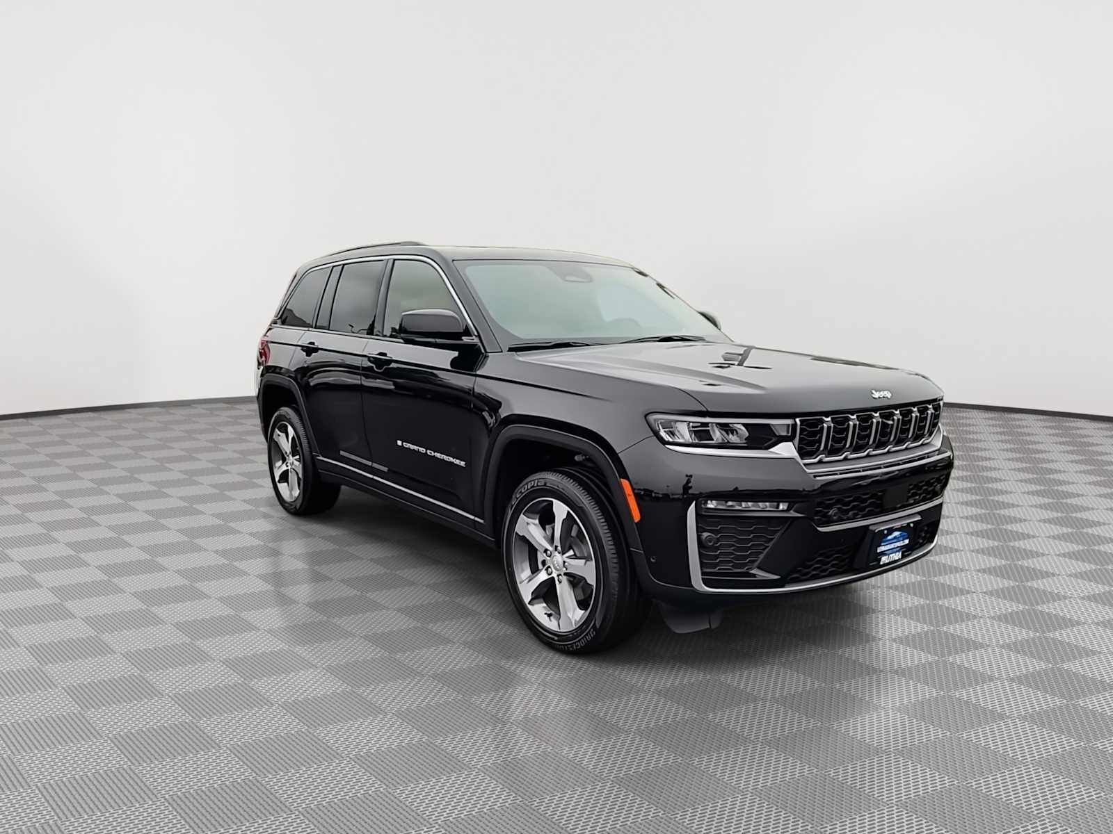 Thumbnail: 2026 Jeep Grand Cherokee - 2