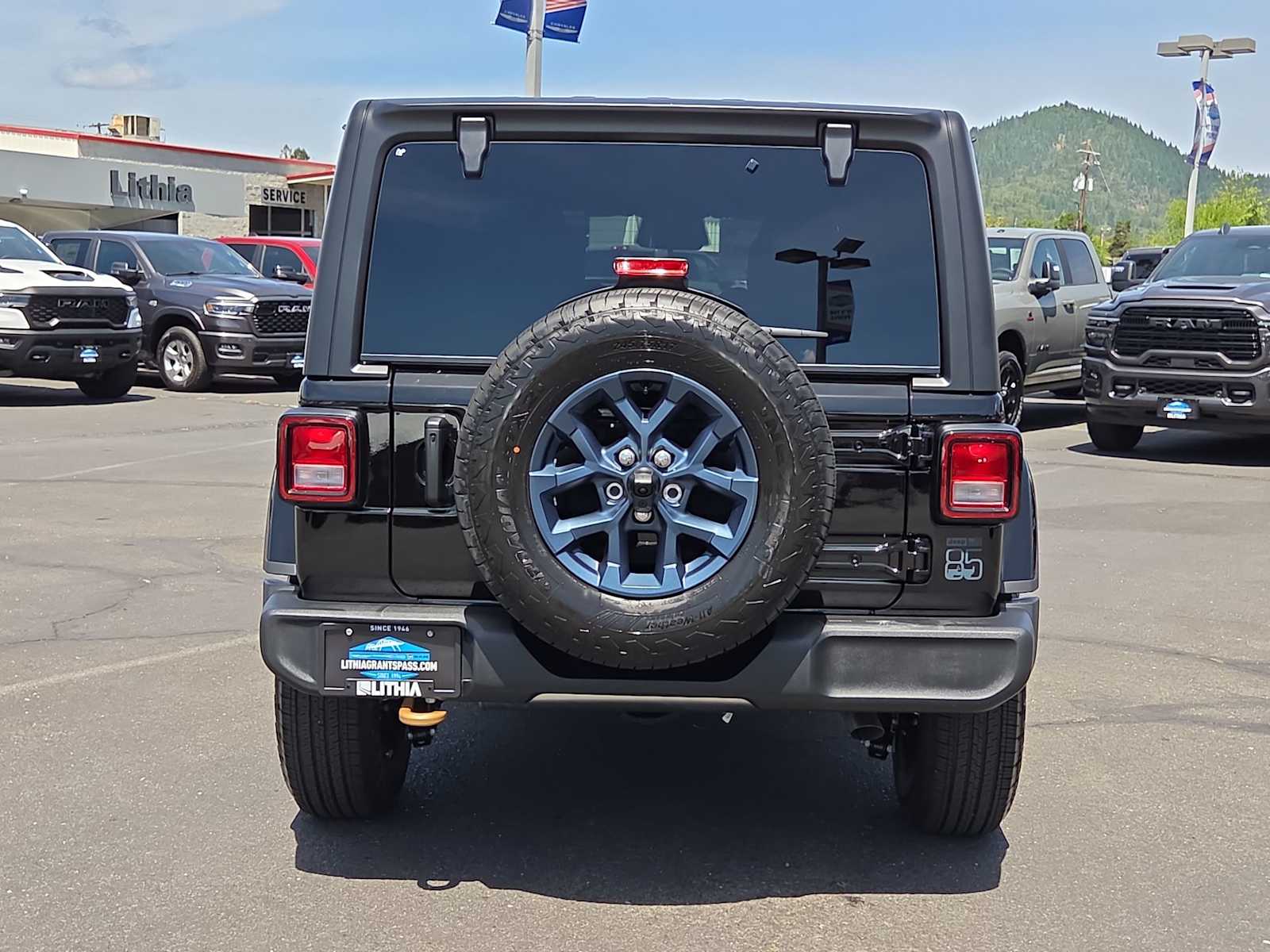 Thumbnail: 2026 Jeep Wrangler - 13