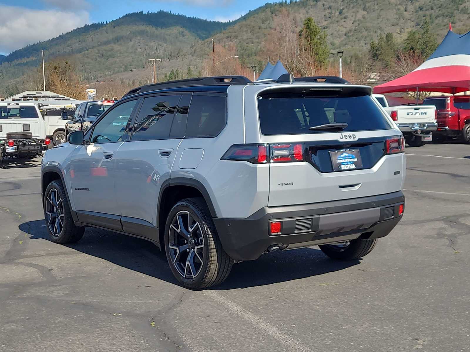 Thumbnail: 2026 Jeep Cherokee - 12