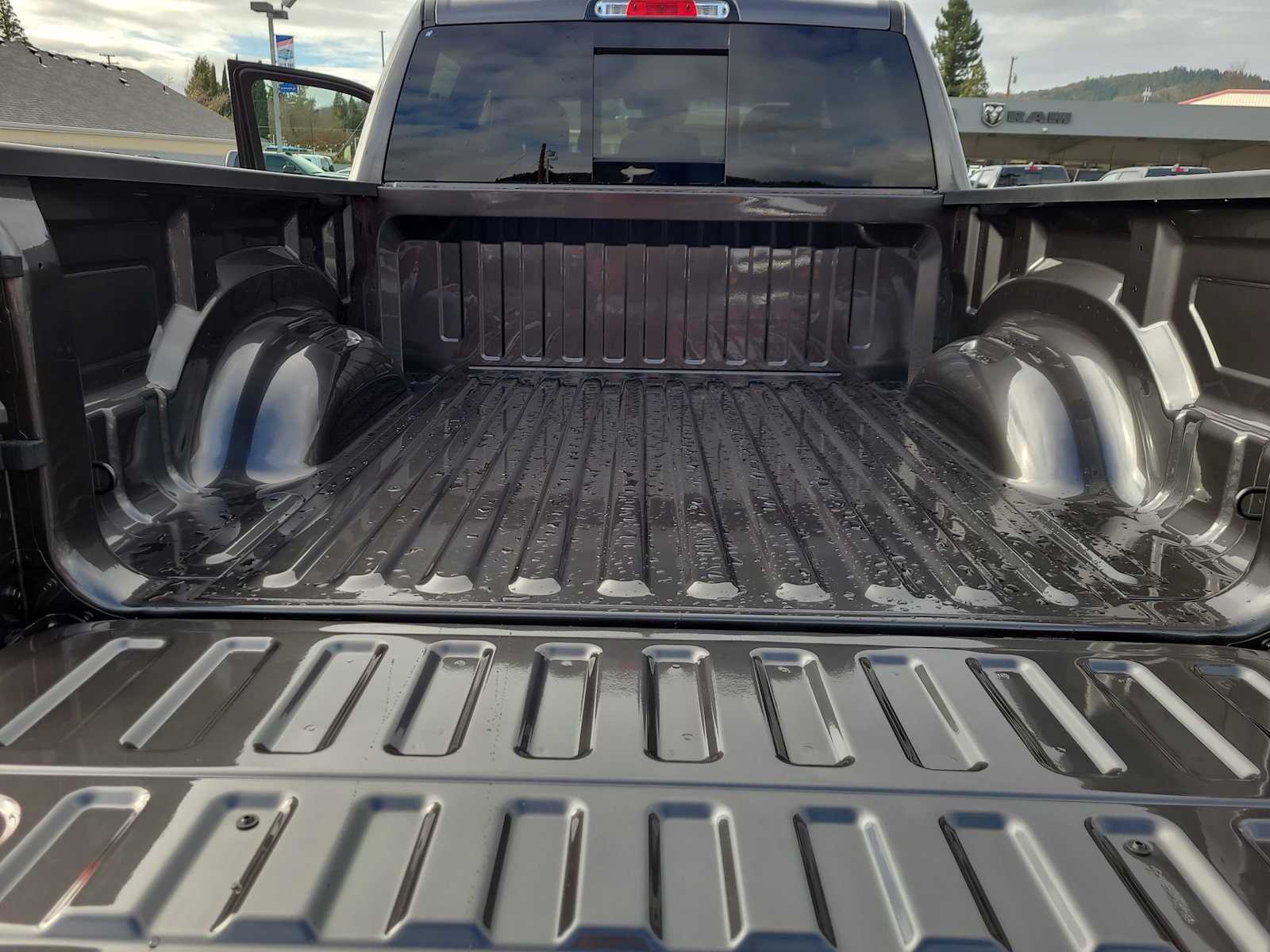 Thumbnail: 2026 RAM 1500 - 27