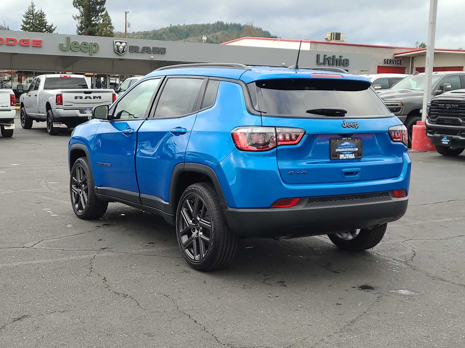 Thumbnail: 2026 Jeep Compass - 12