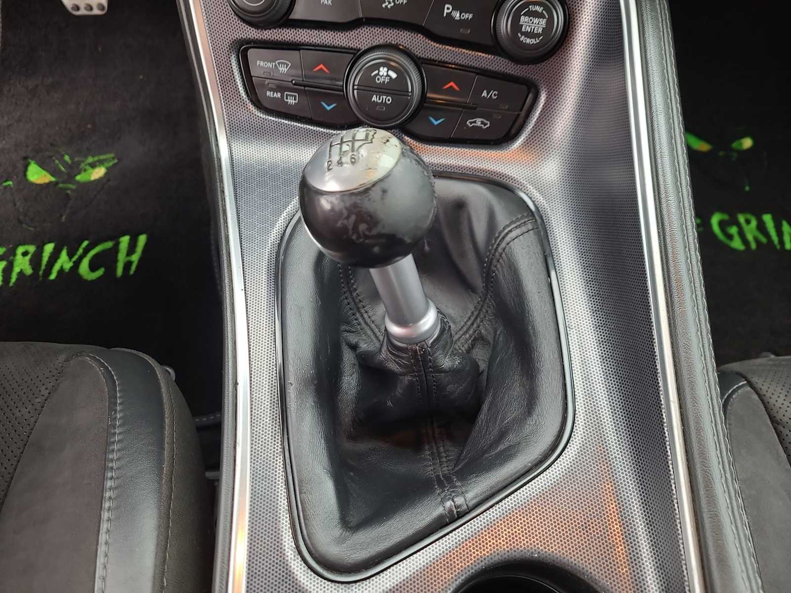 Thumbnail: 2015 Dodge Challenger - 25