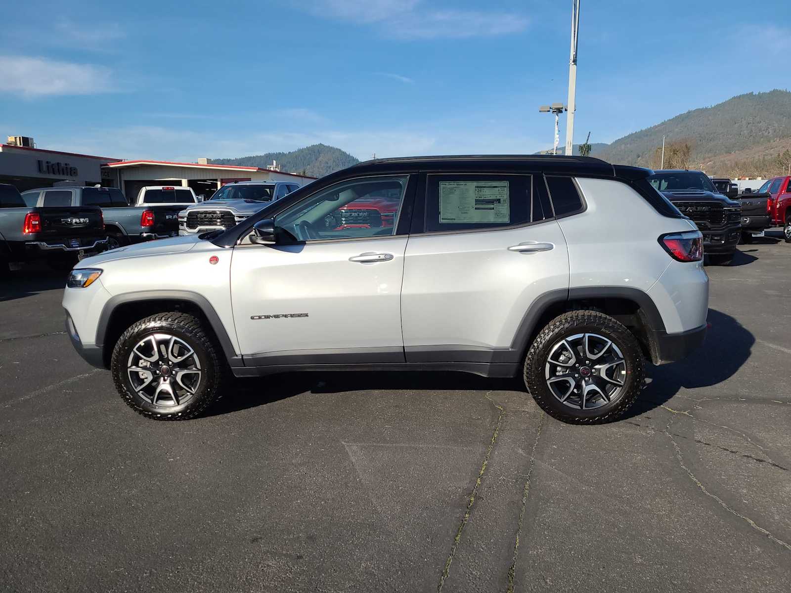 Thumbnail: 2026 Jeep Compass - 11