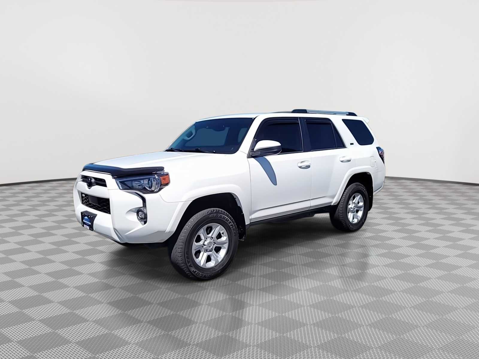 2023 Toyota 4Runner SR5 photo 4