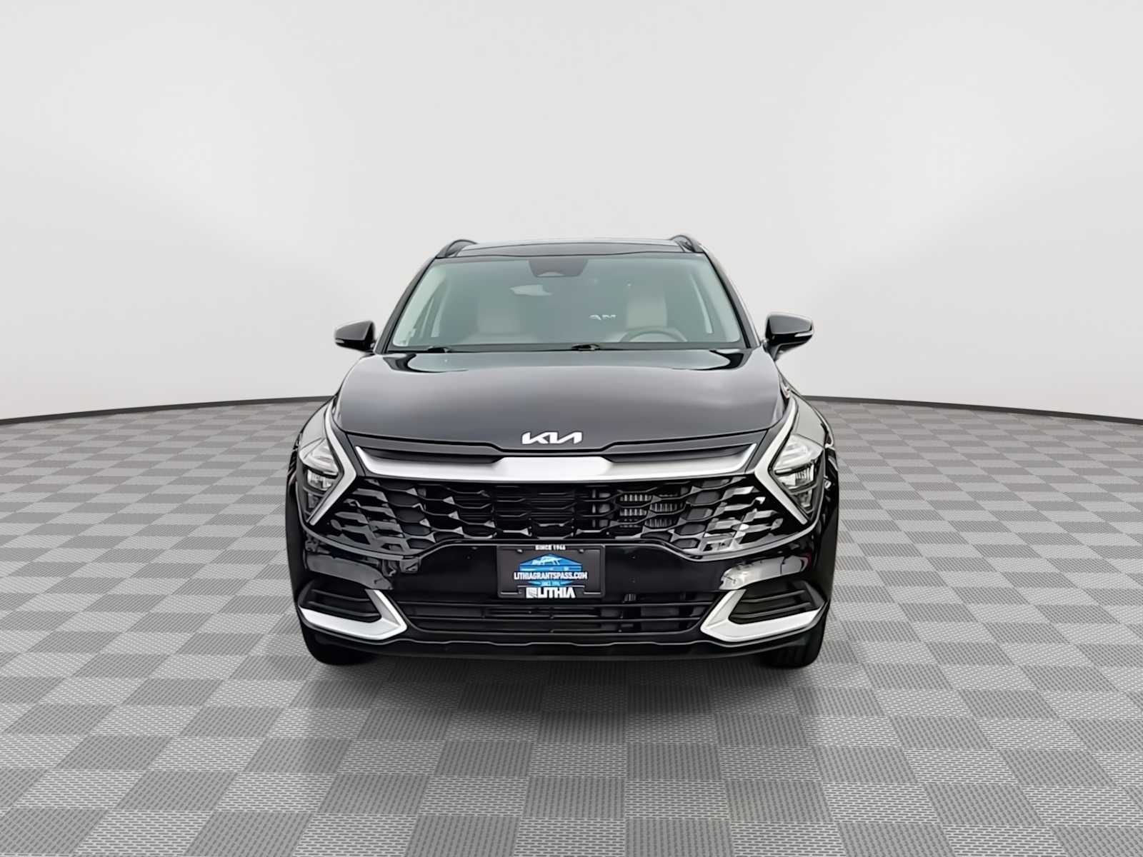 Thumbnail: 2023 Kia Sportage - 3