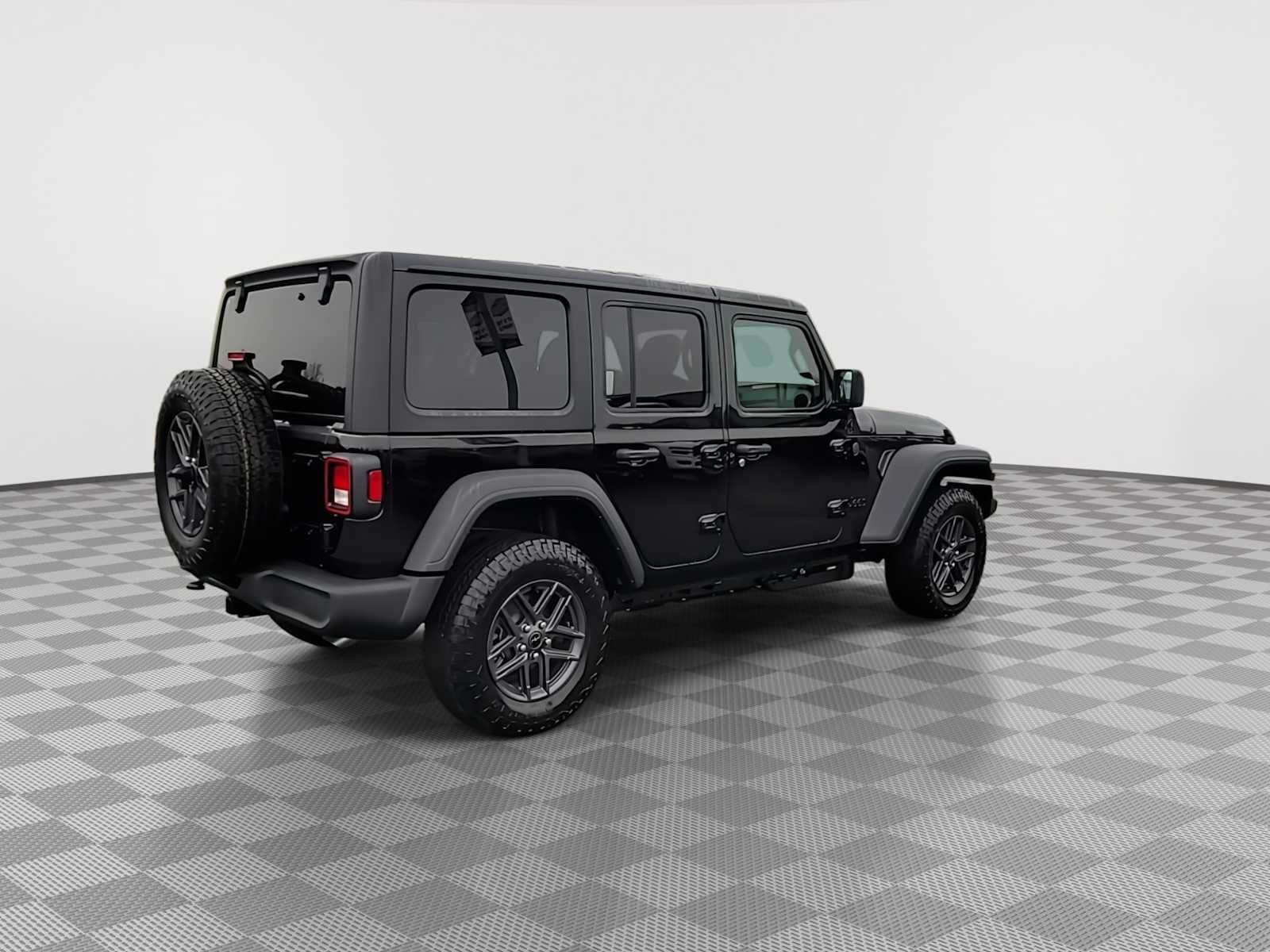 Thumbnail: 2026 Jeep Wrangler - 8