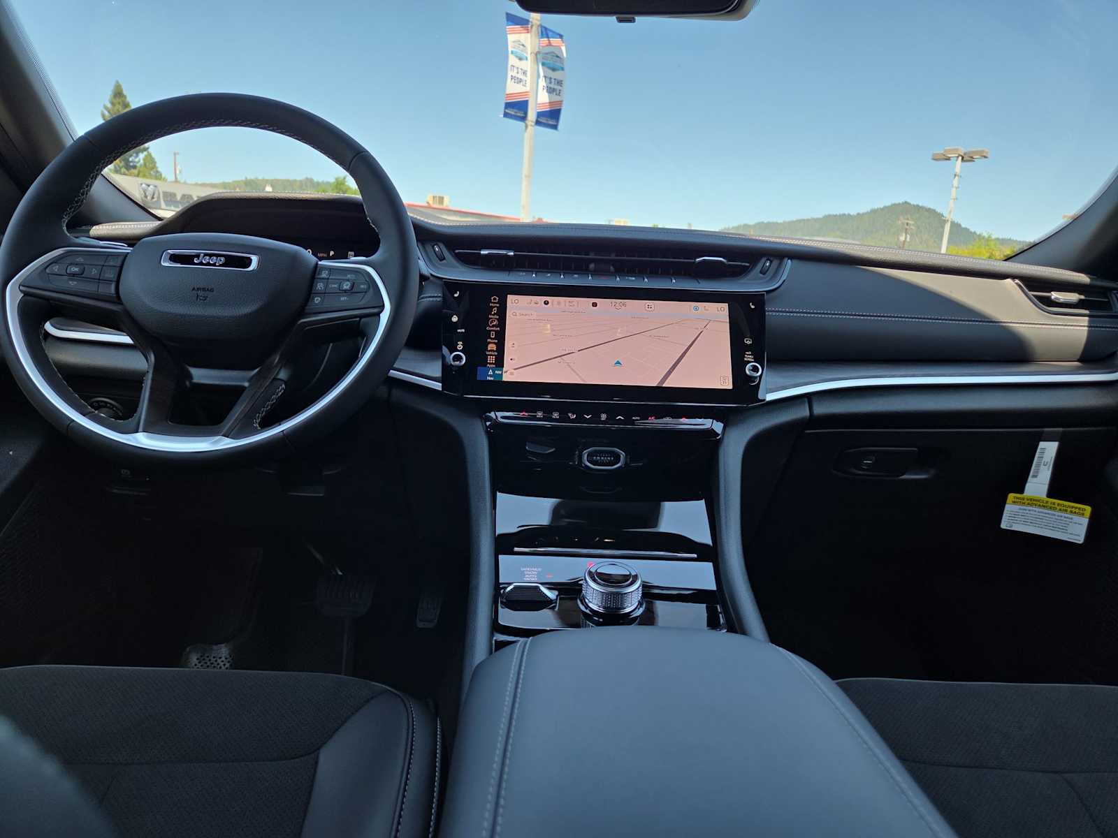 Thumbnail: 2026 Jeep Grand Cherokee - 18