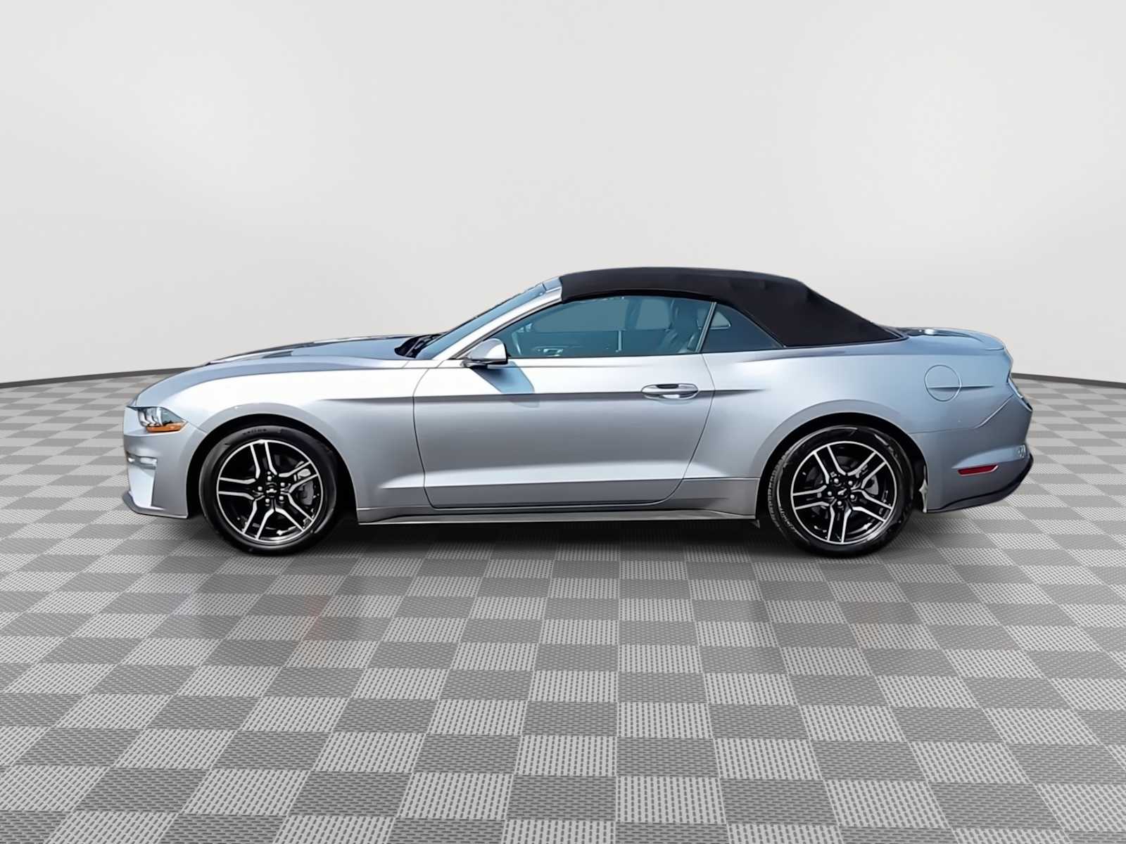 Thumbnail: 2023 Ford Mustang - 5