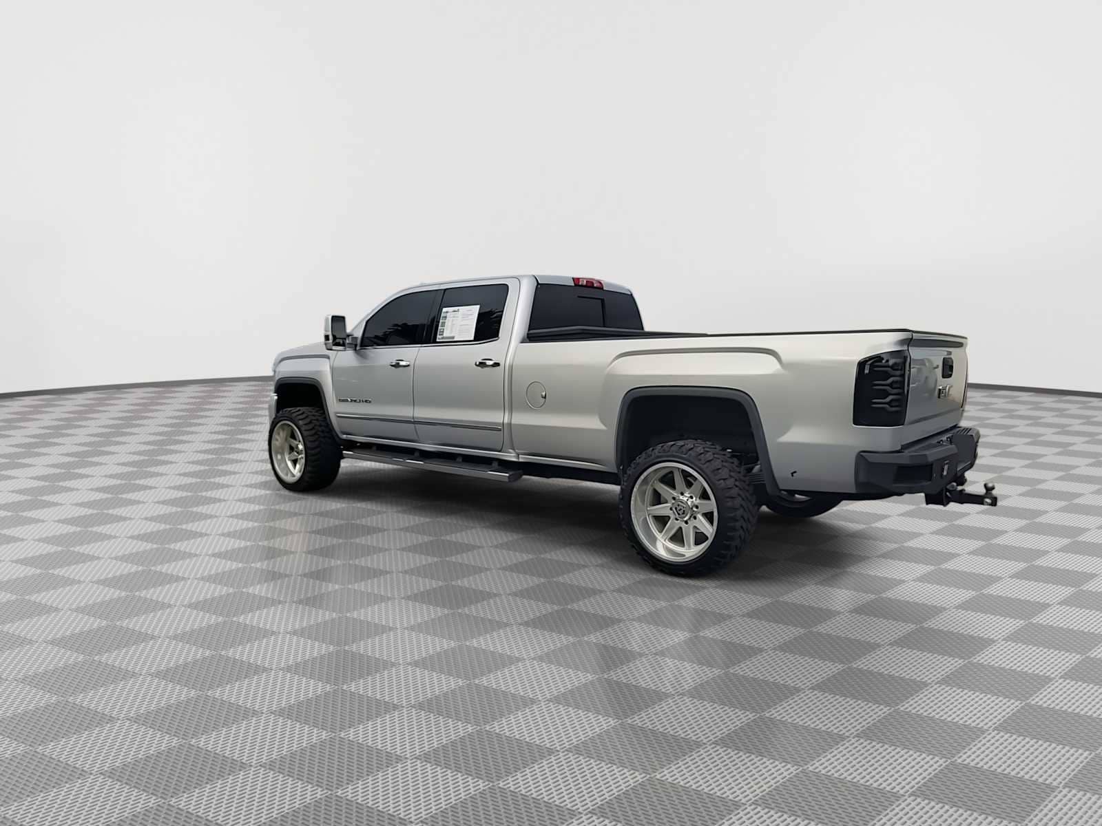 Thumbnail: 2018 GMC Sierra 3500 - 6
