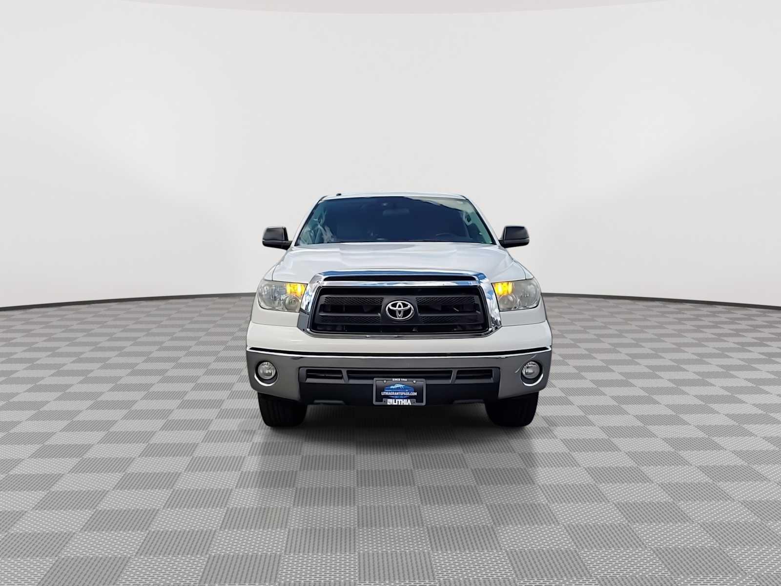 Thumbnail: 2012 Toyota Tundra - 3