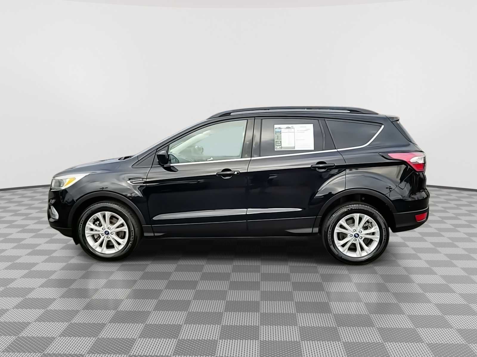 Thumbnail: 2018 Ford Escape - 5