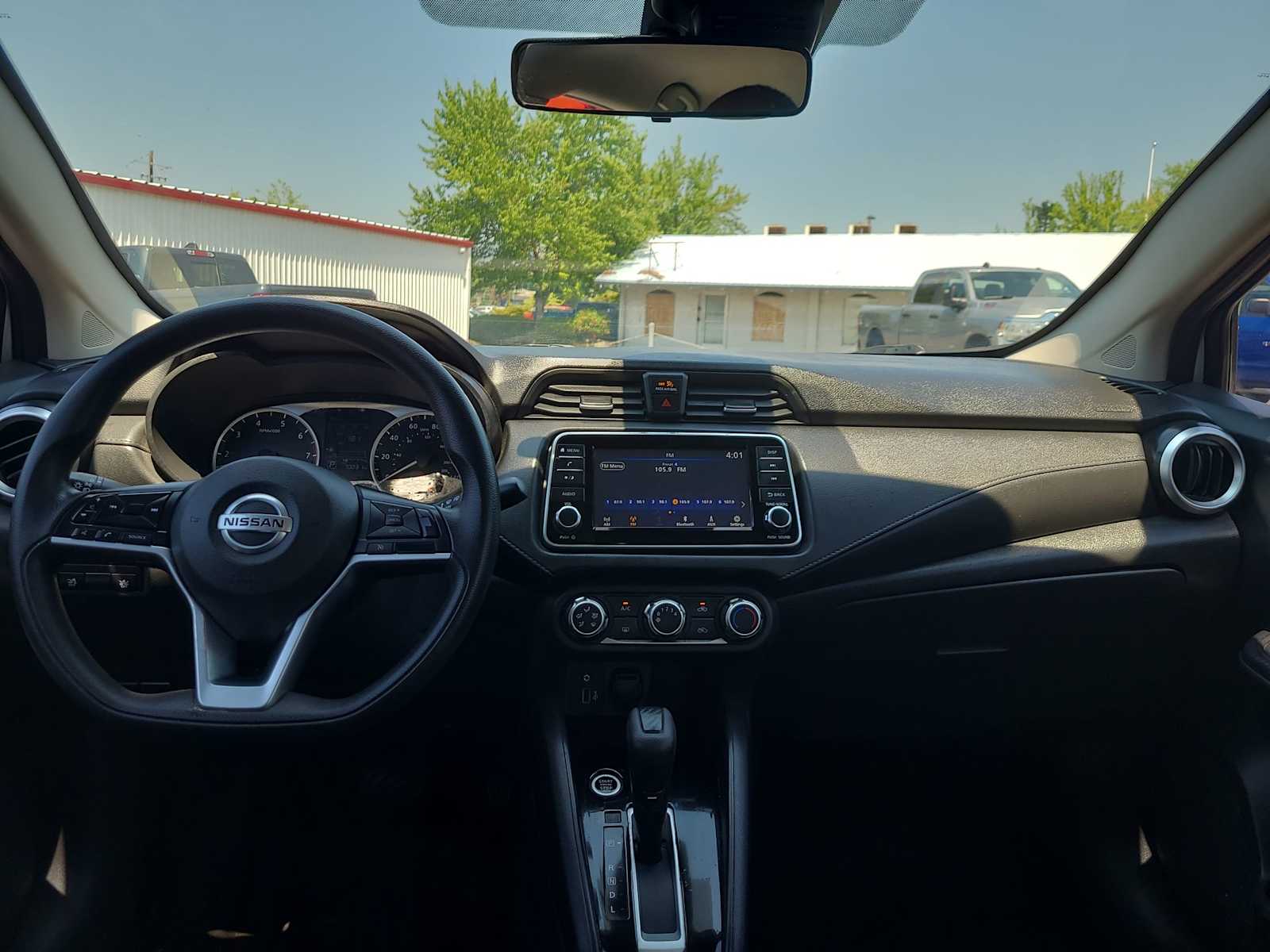 Thumbnail: 2020 Nissan Versa - 18