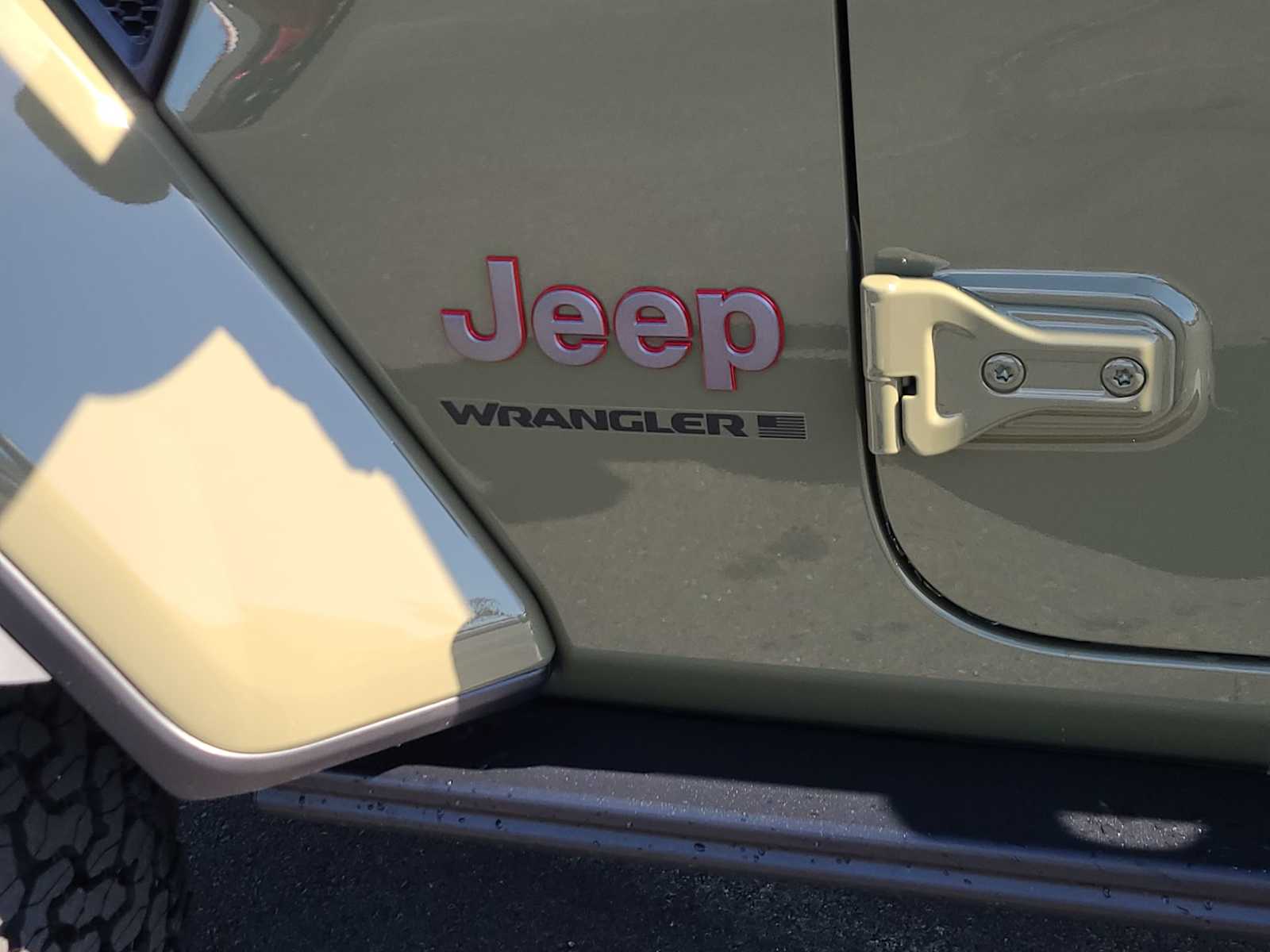 Thumbnail: 2026 Jeep Wrangler - 15