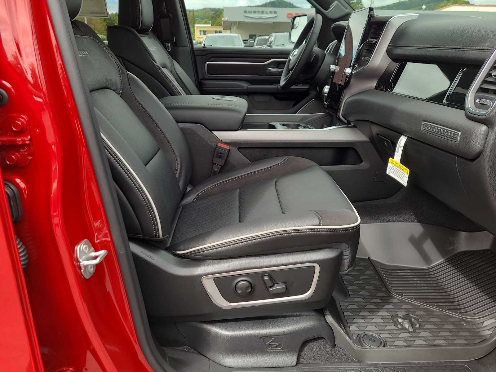 Thumbnail: 2026 RAM 1500 - 22