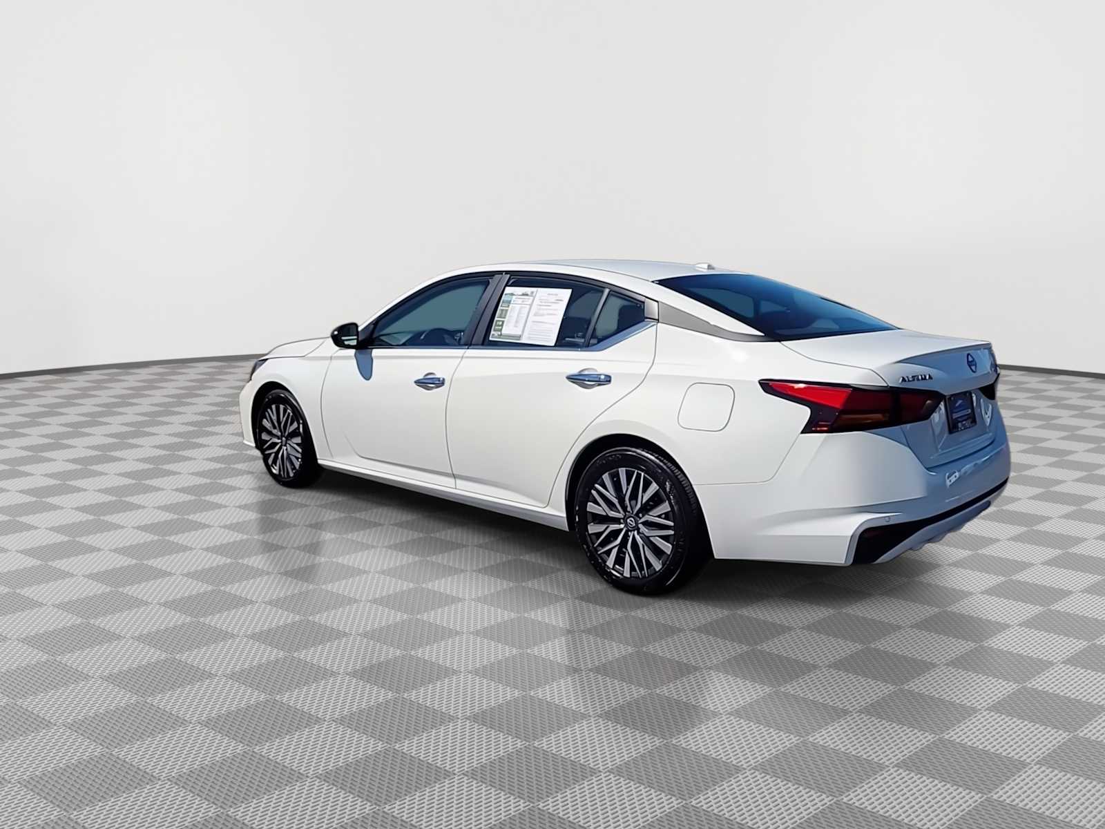 Thumbnail: 2025 Nissan Altima - 6