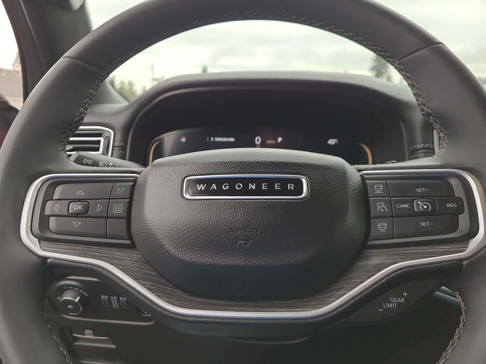 Thumbnail: 2024 Jeep Wagoneer - 23