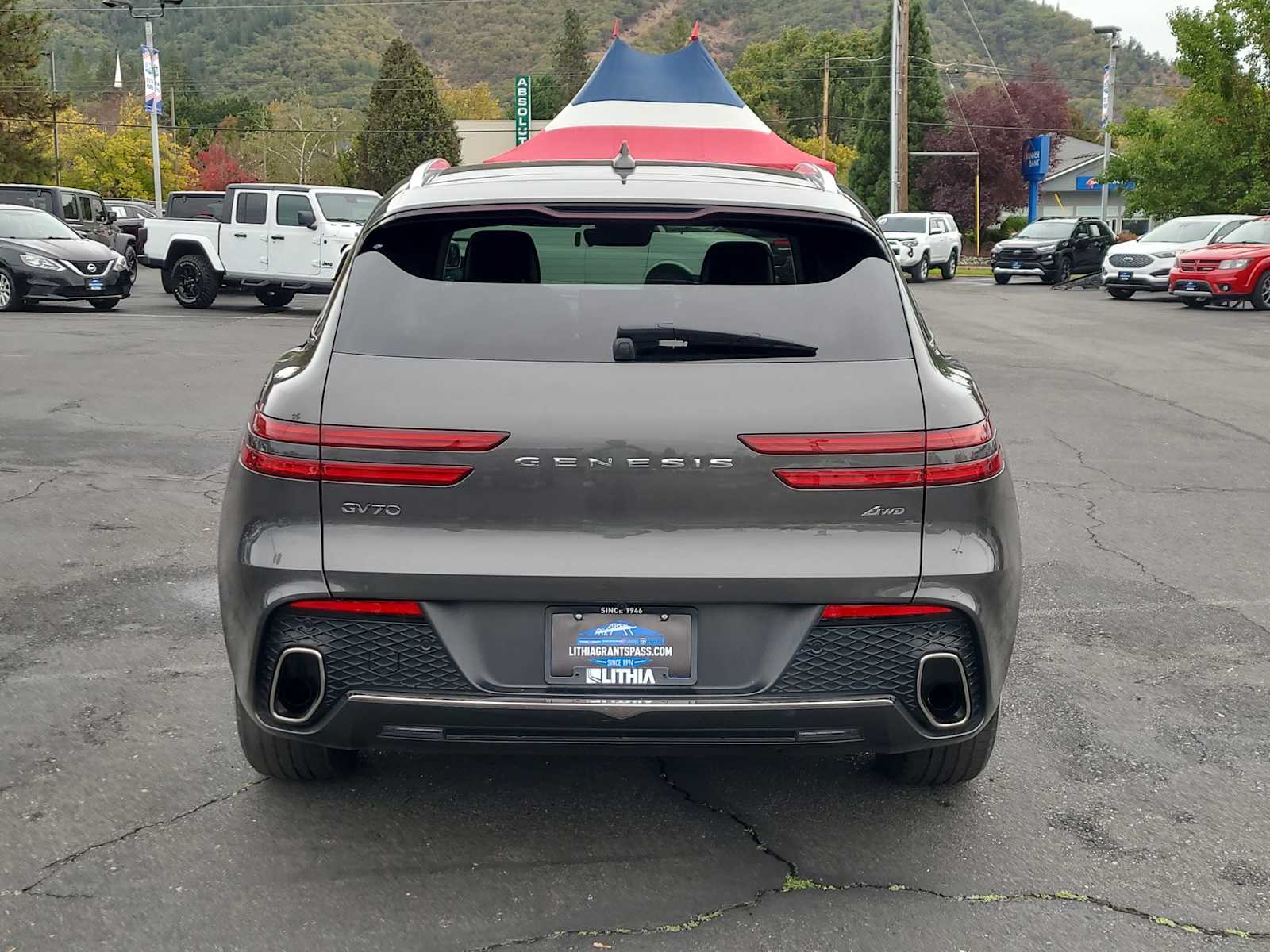 Thumbnail: 2025 Genesis GV70 - 13