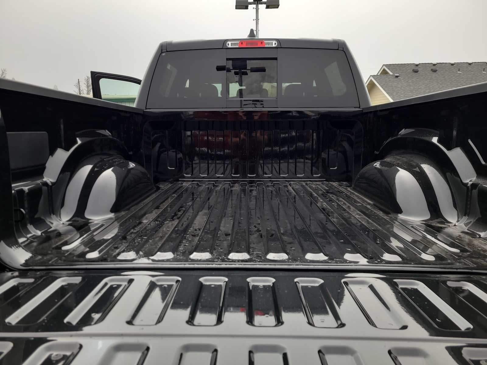 Thumbnail: 2026 RAM 1500 - 27