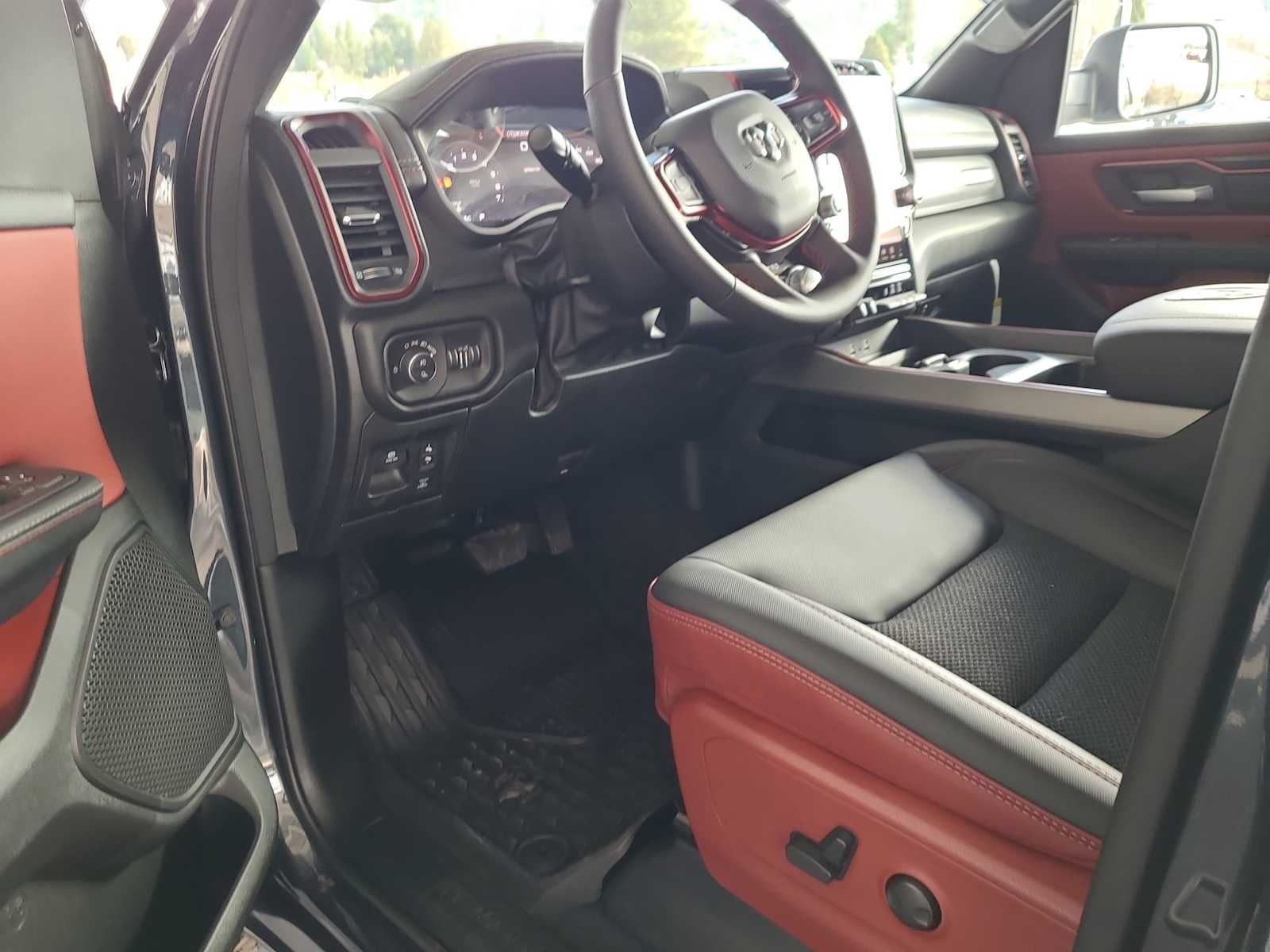 Thumbnail: 2026 RAM 1500 - 10