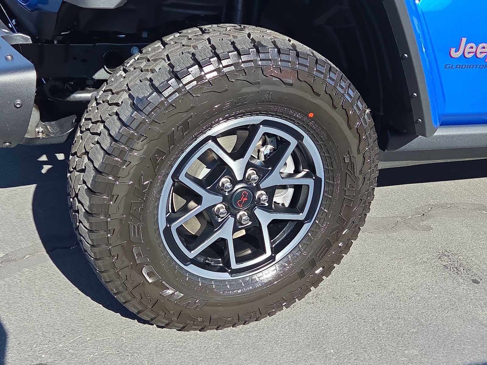 Thumbnail: 2026 Jeep Gladiator - 16