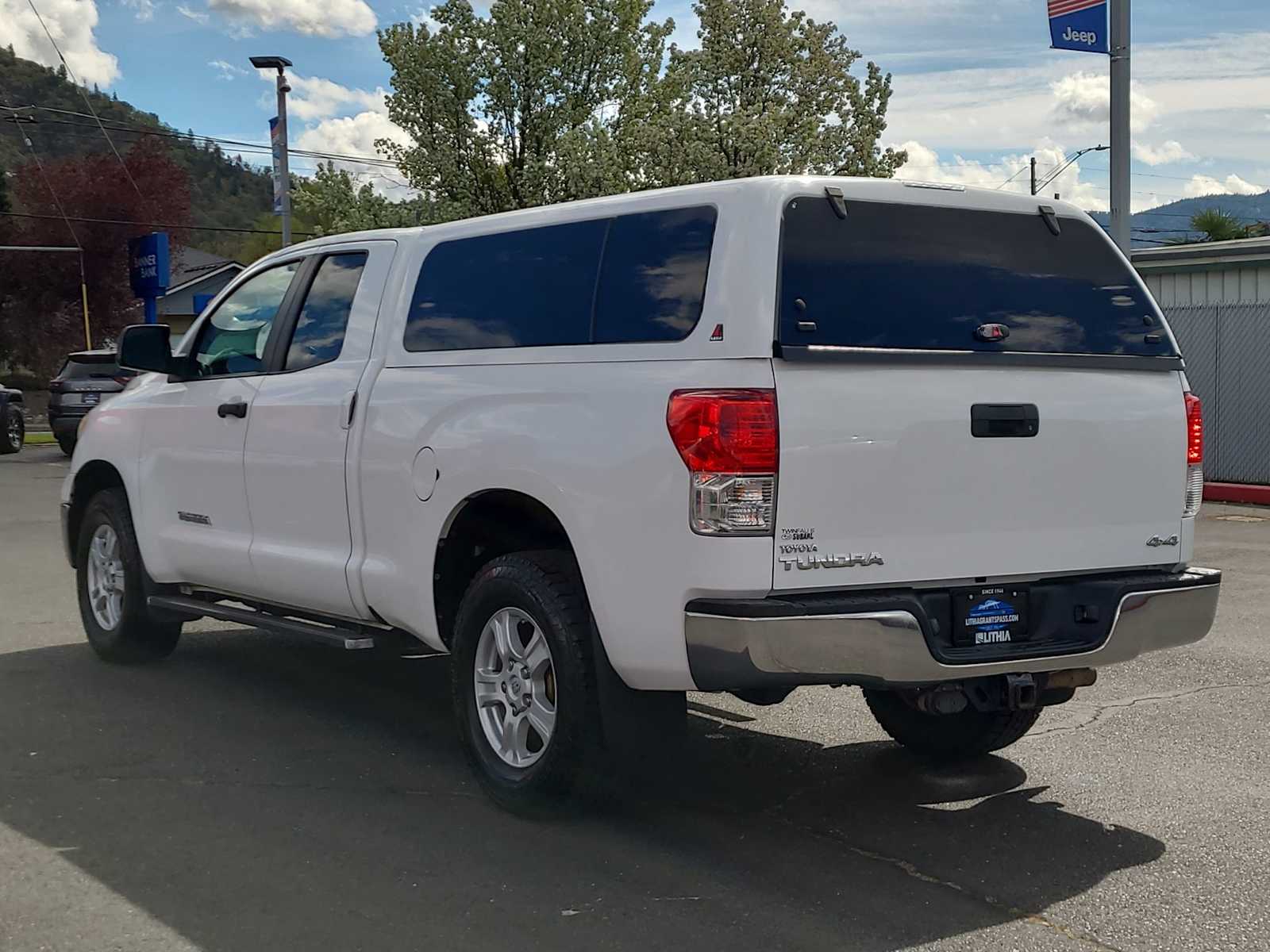 Thumbnail: 2012 Toyota Tundra - 12