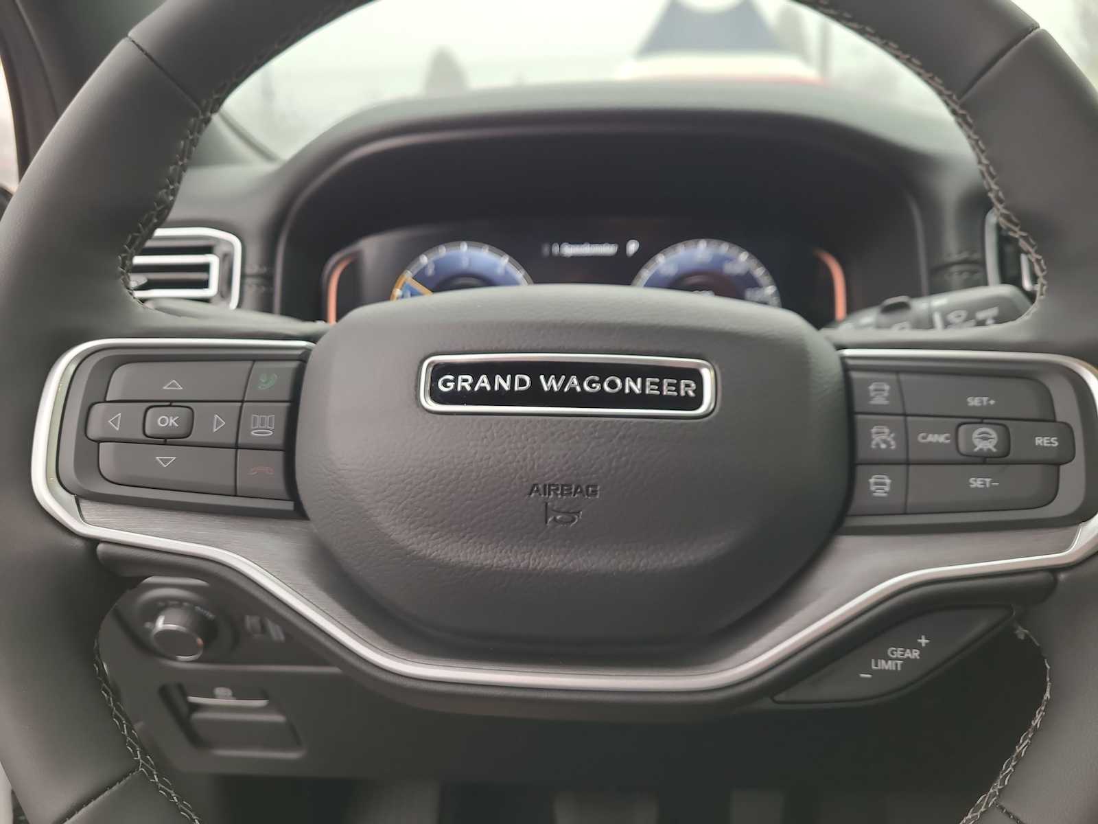 Thumbnail: 2026 Jeep Grand Wagoneer - 23
