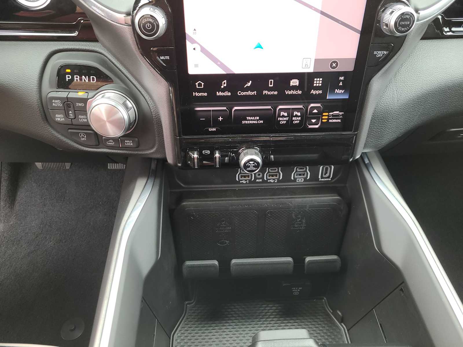 Thumbnail: 2025 RAM 1500 - 25