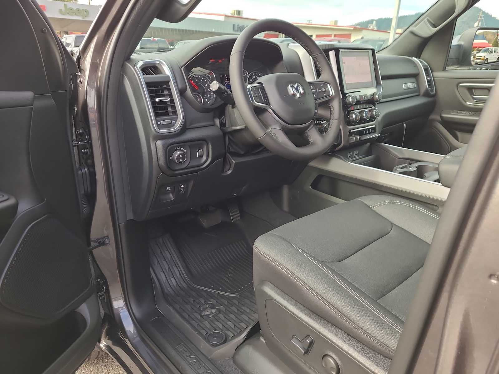 Thumbnail: 2026 RAM 1500 - 10