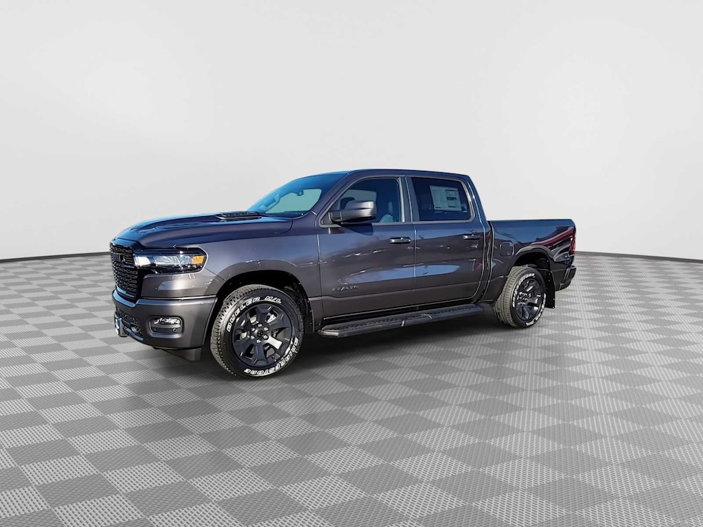 New 2026 Ram 1500 EXPRESS CREW CAB 4X4 5'7 BOX Pickup