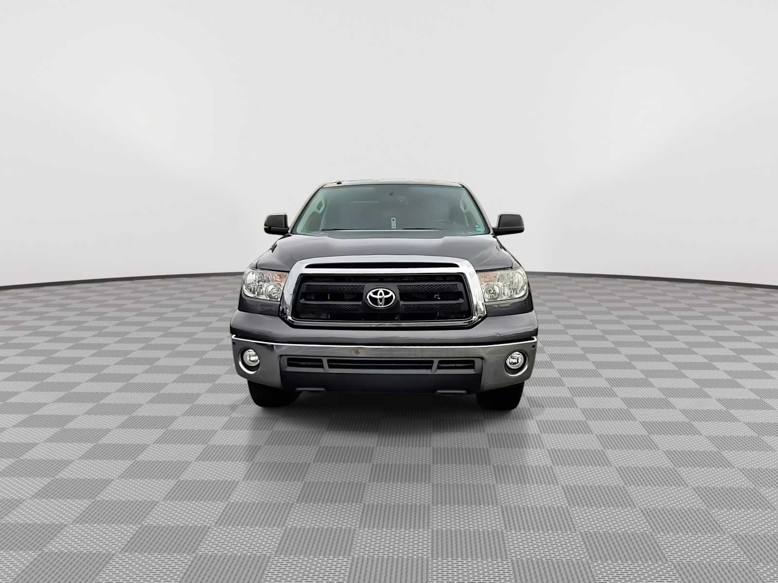 Thumbnail: 2011 Toyota Tundra - 3