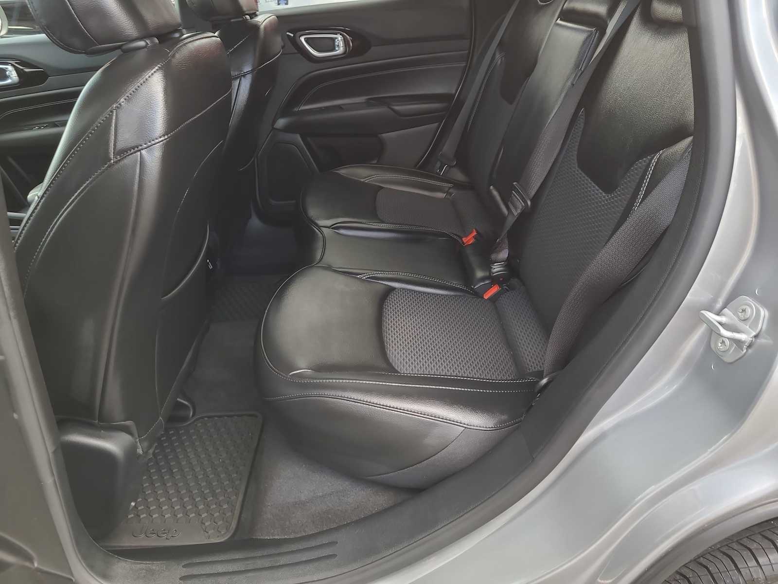 Thumbnail: 2023 Jeep Compass - 21