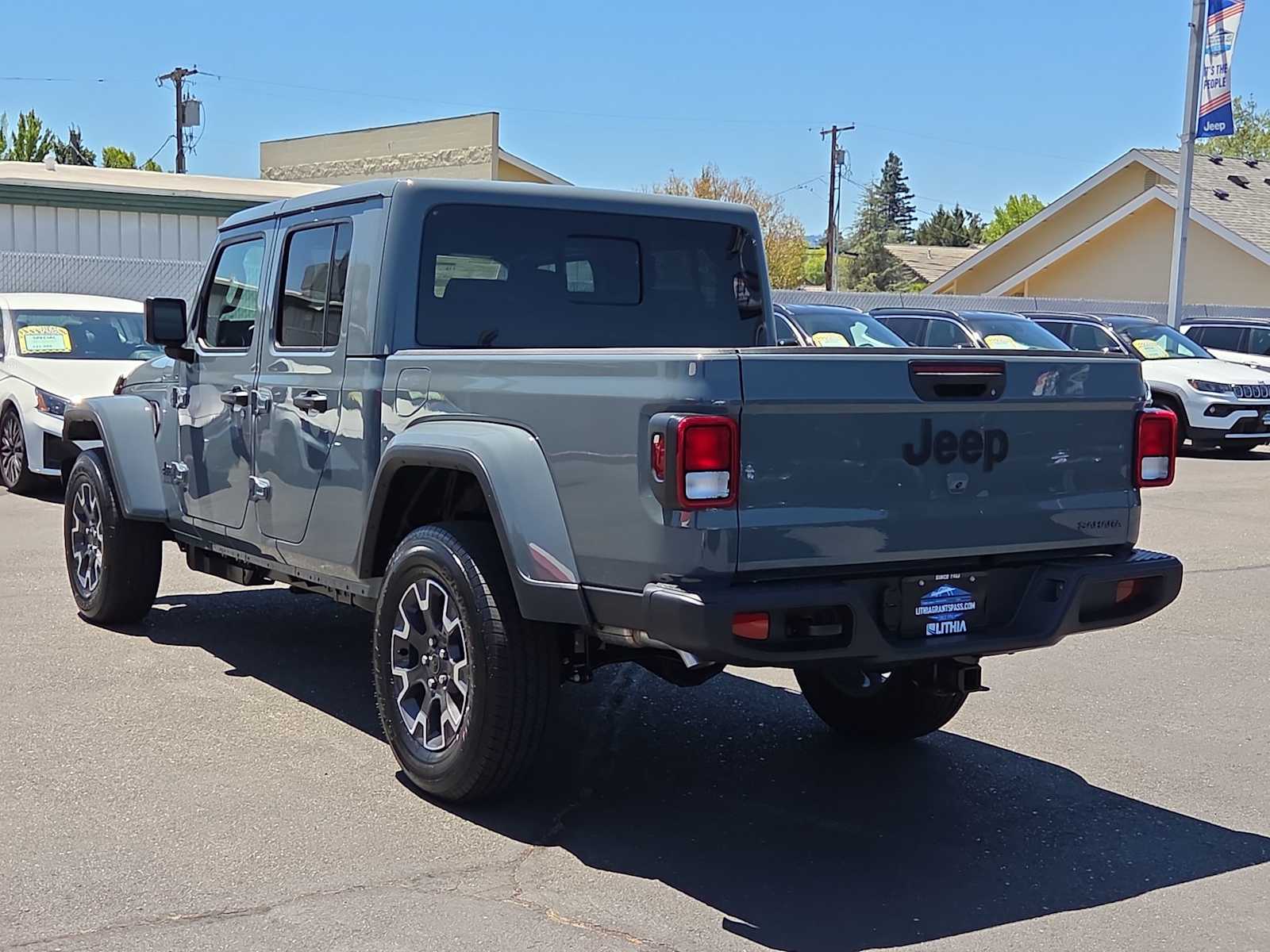 Thumbnail: 2026 Jeep Gladiator - 12