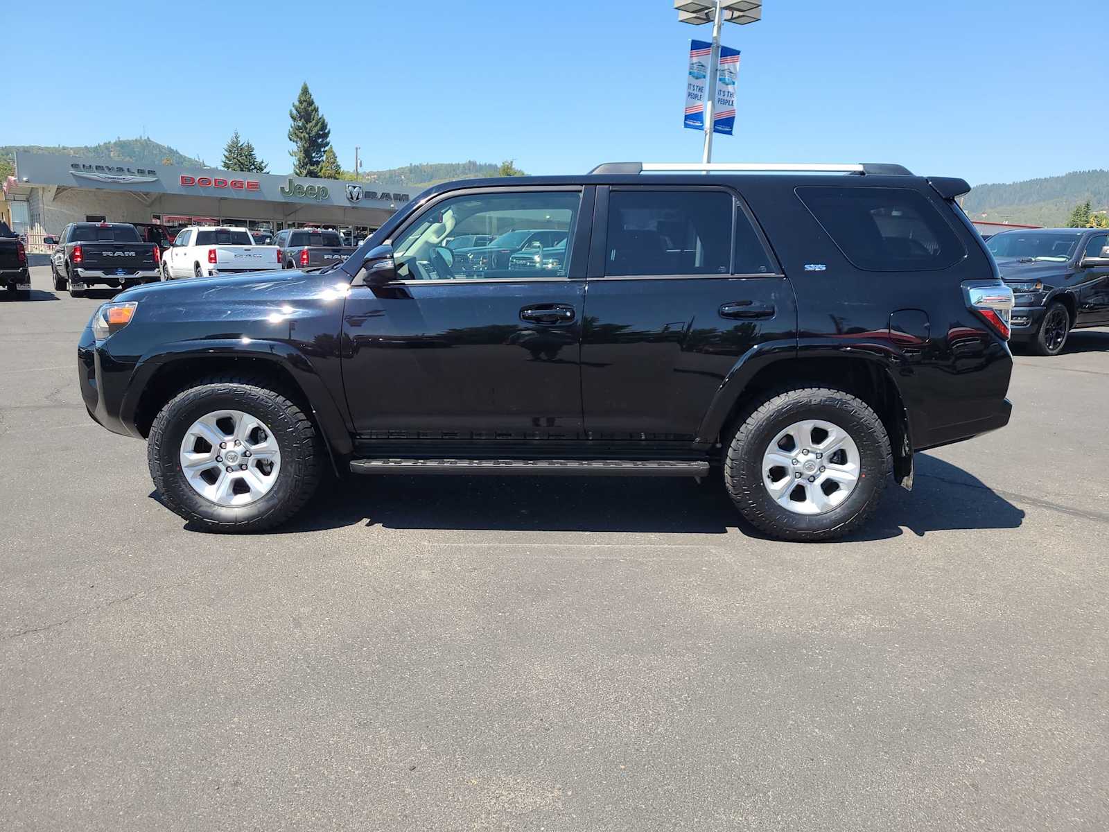 Thumbnail: 2024 Toyota 4Runner - 11