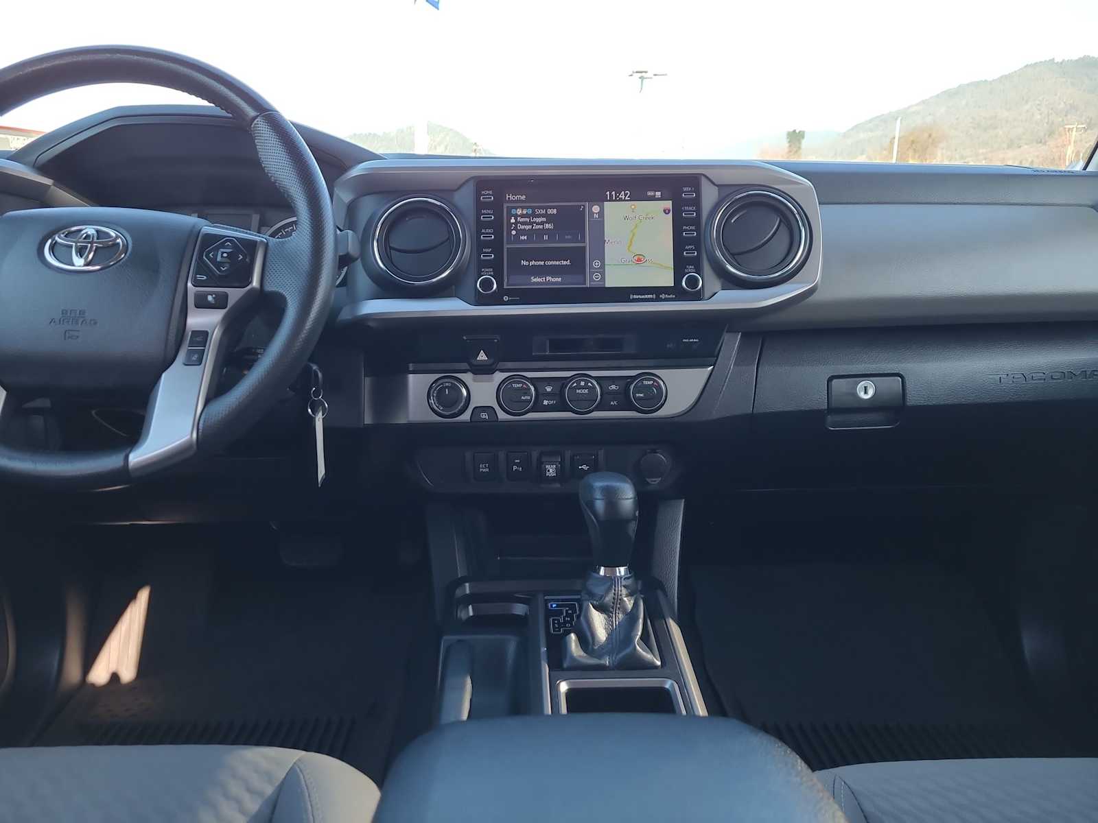 Thumbnail: 2022 Toyota Tacoma - 18