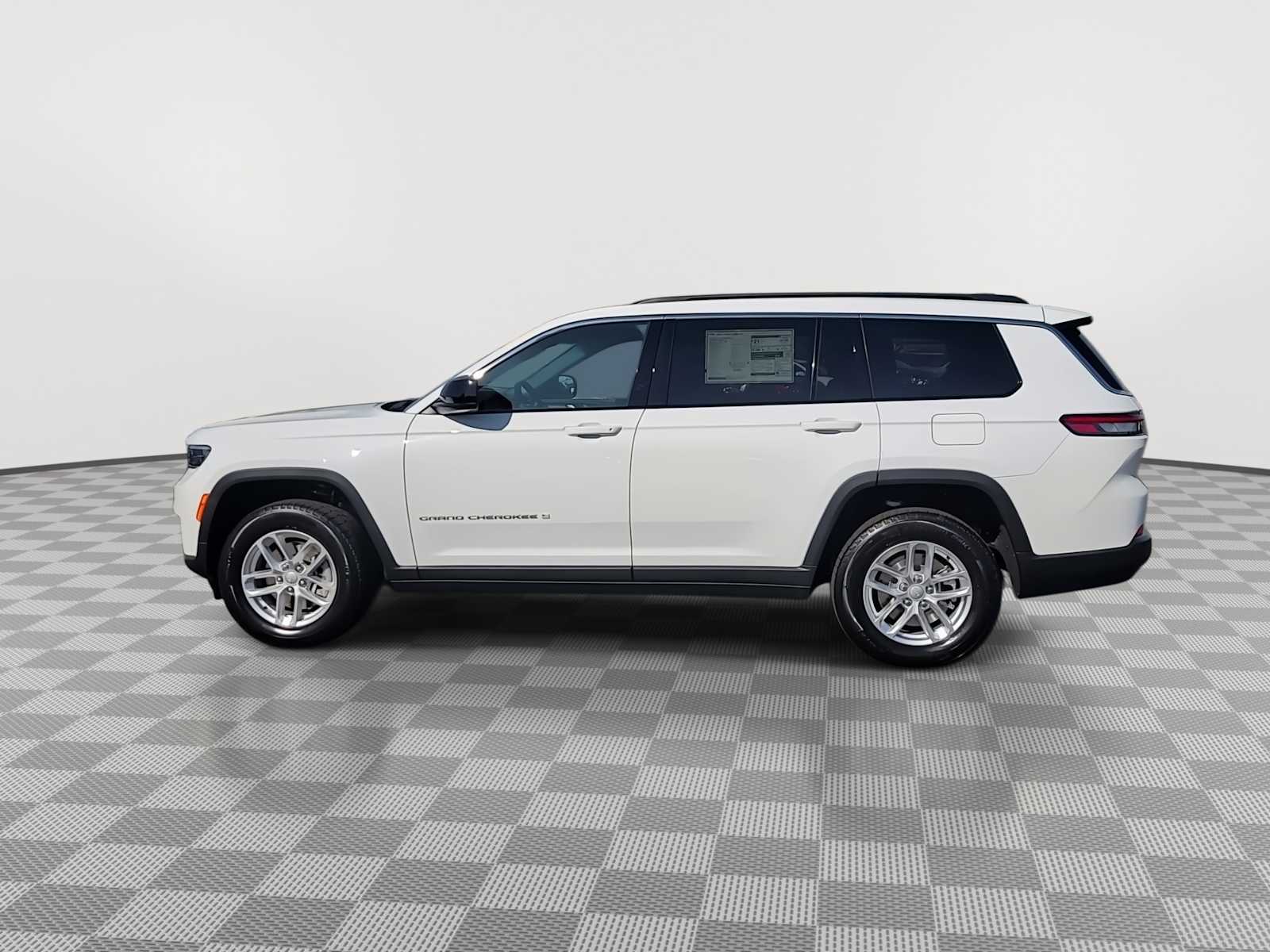 Thumbnail: 2025 Jeep Grand Cherokee - 5