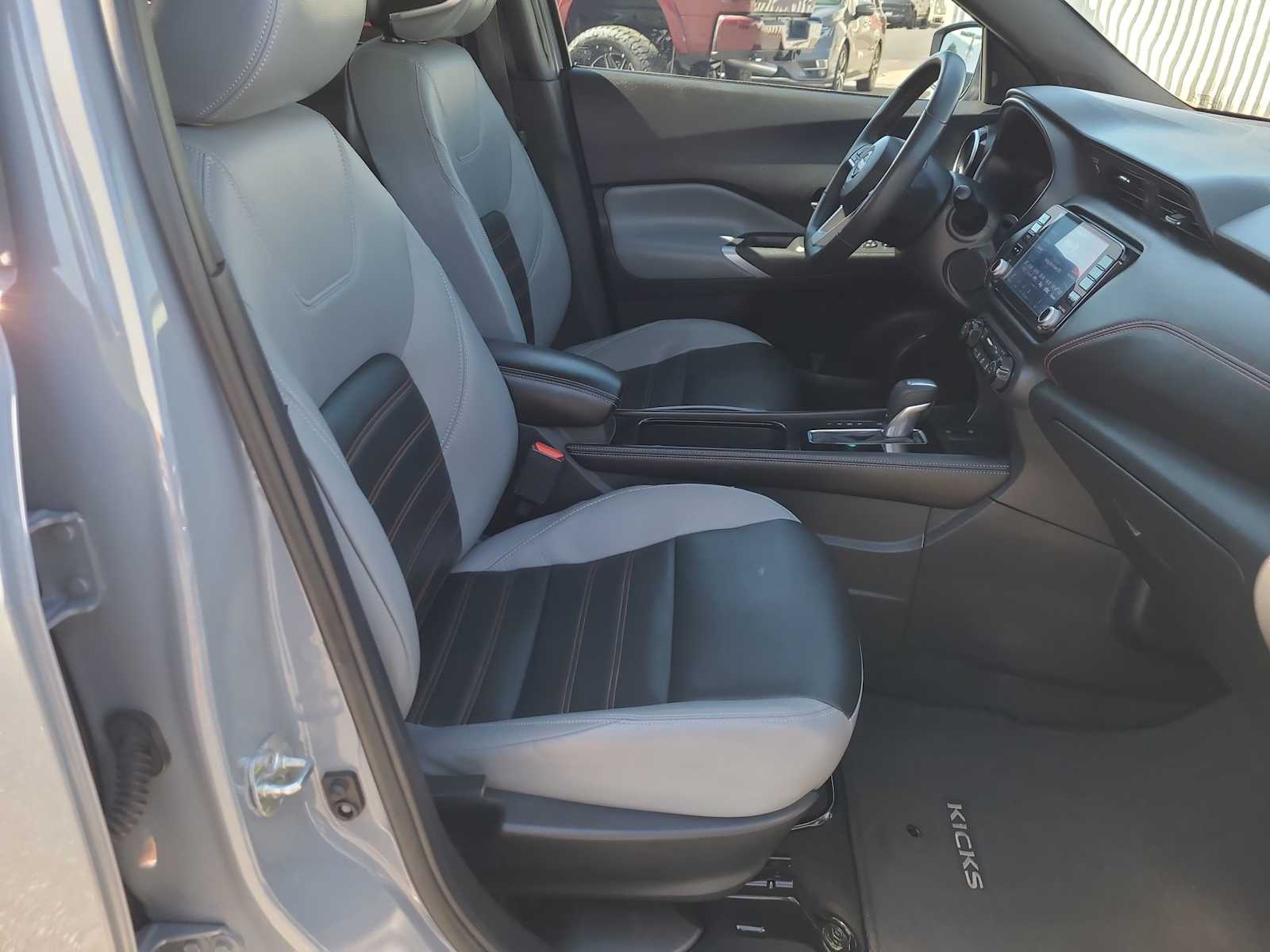 Thumbnail: 2023 Nissan Kicks - 22