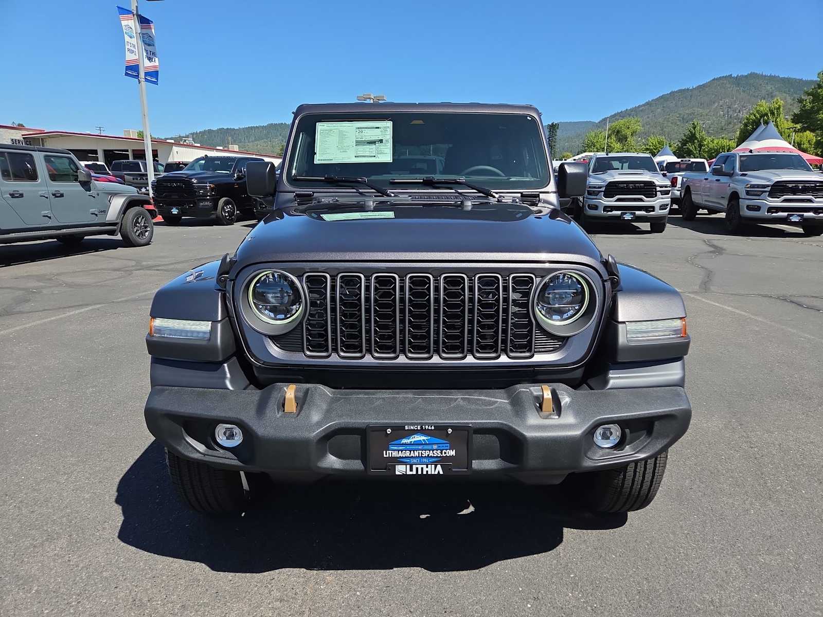 Thumbnail: 2026 Jeep Wrangler - 14