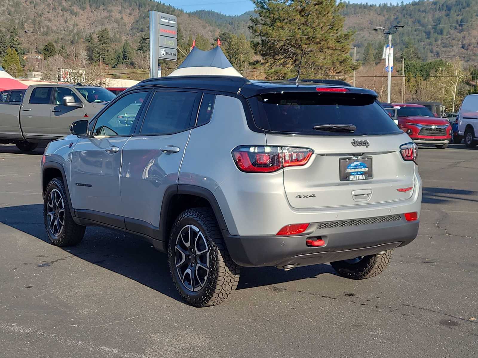 Thumbnail: 2026 Jeep Compass - 12