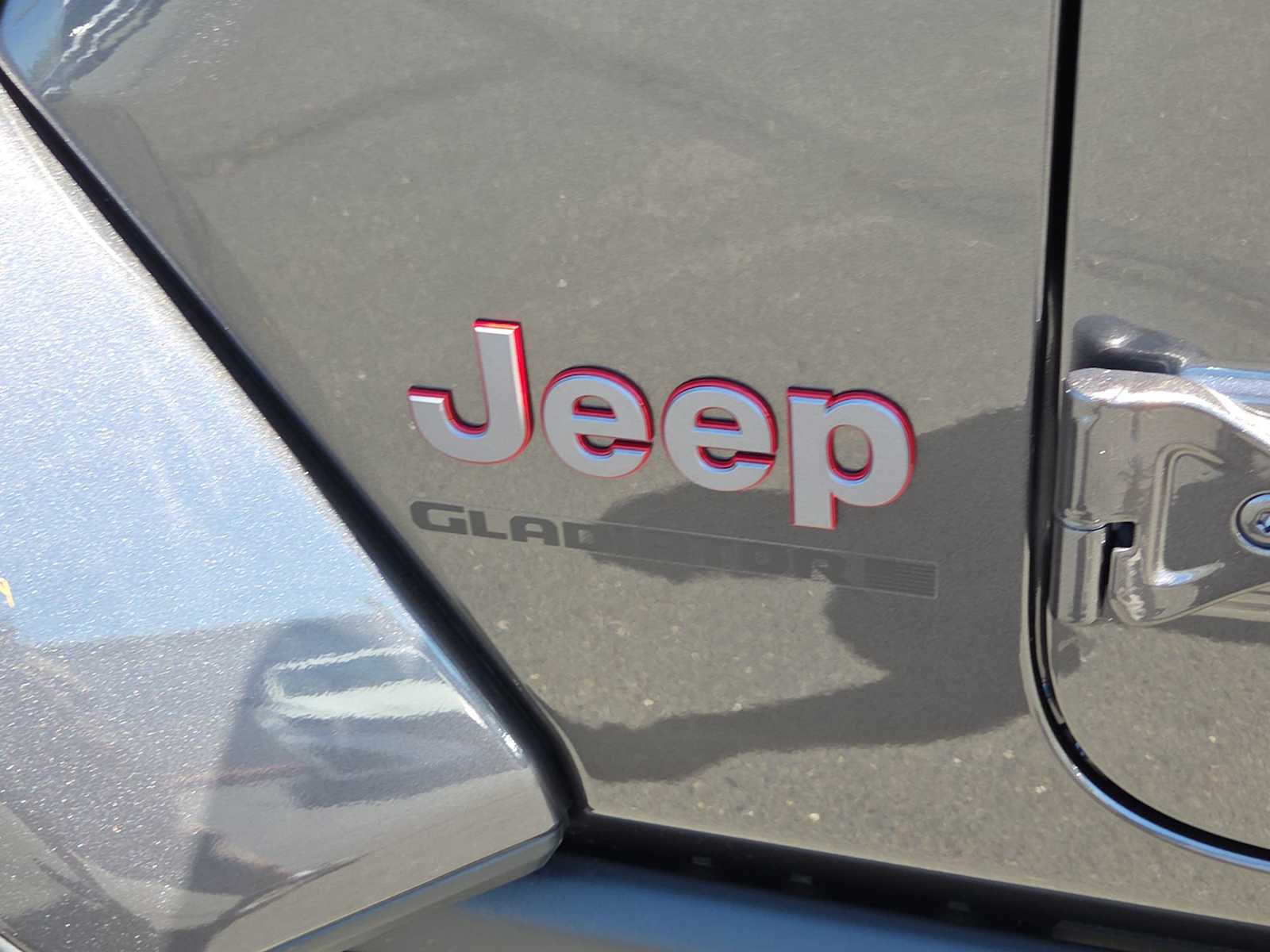 Thumbnail: 2026 Jeep Gladiator - 15