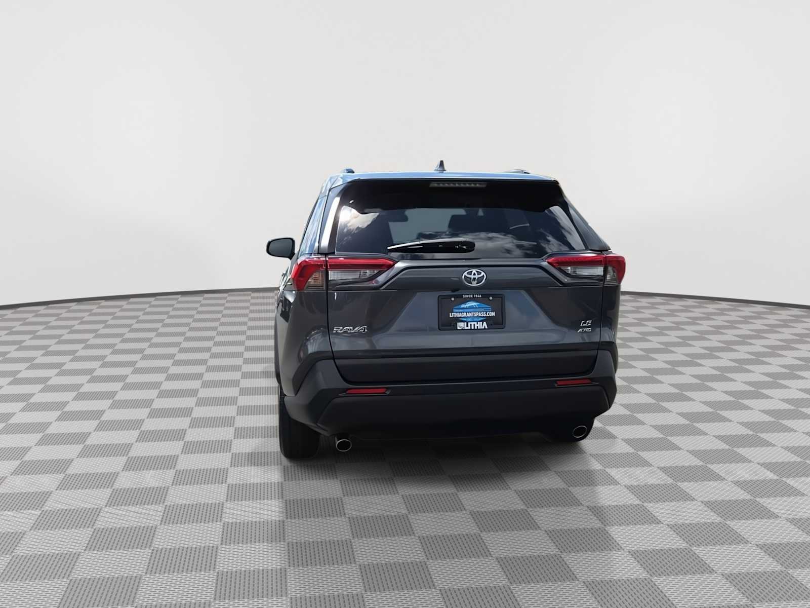 Thumbnail: 2019 Toyota RAV4 - 7
