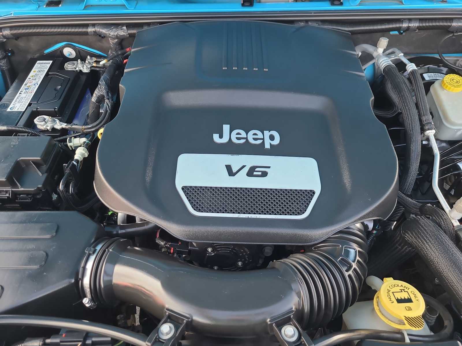 Thumbnail: 2017 Jeep Wrangler - 17