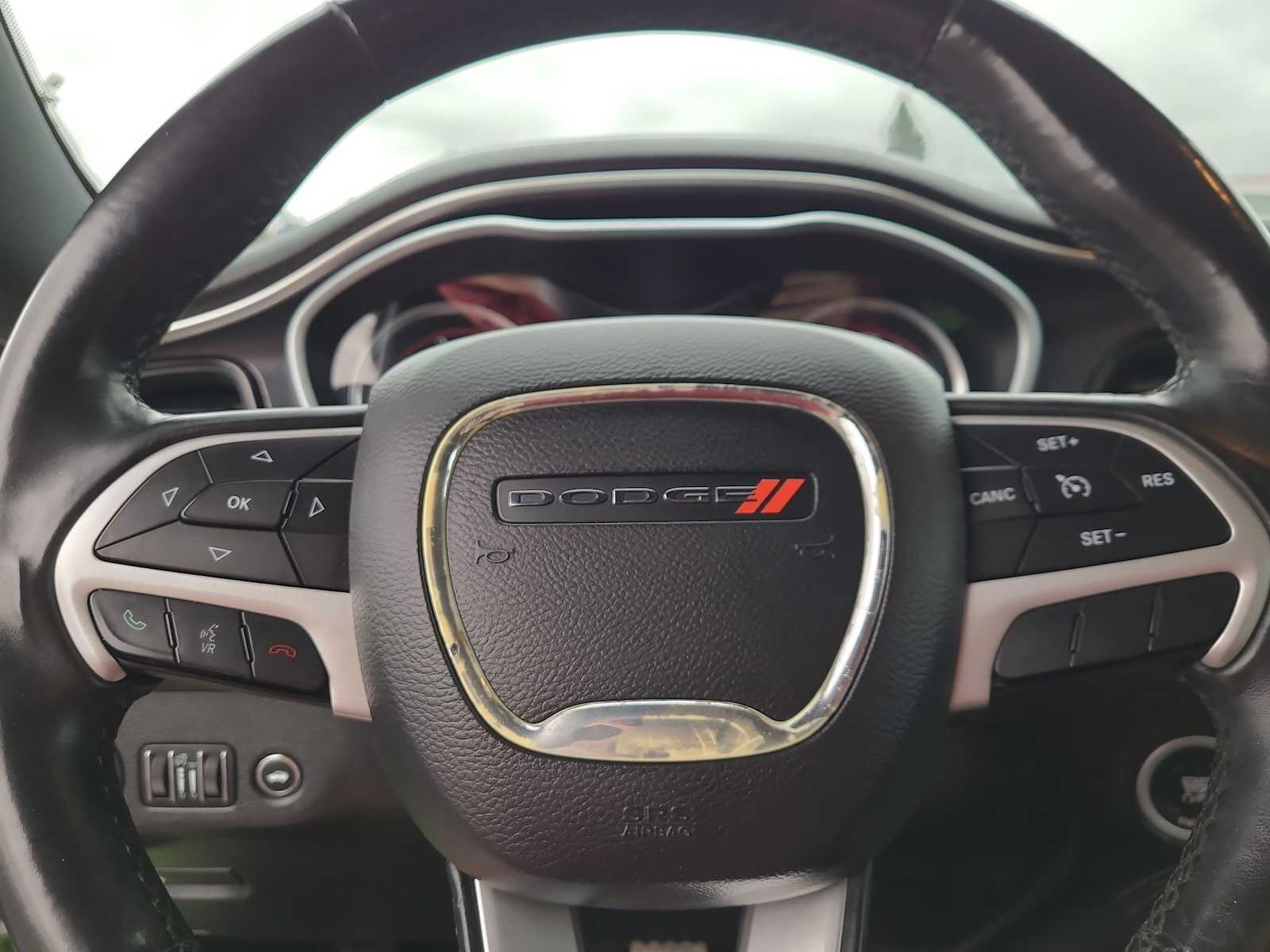 Thumbnail: 2015 Dodge Challenger - 23