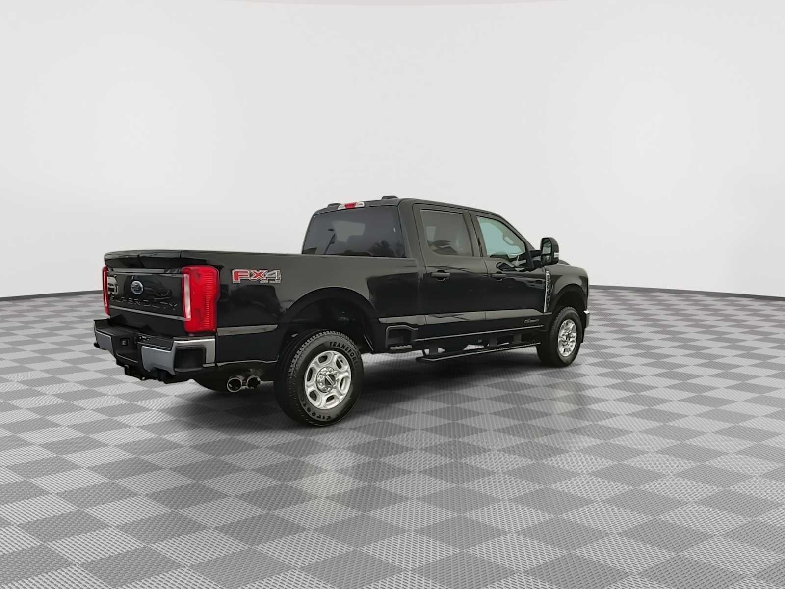 Thumbnail: 2025 Ford Econoline - 8